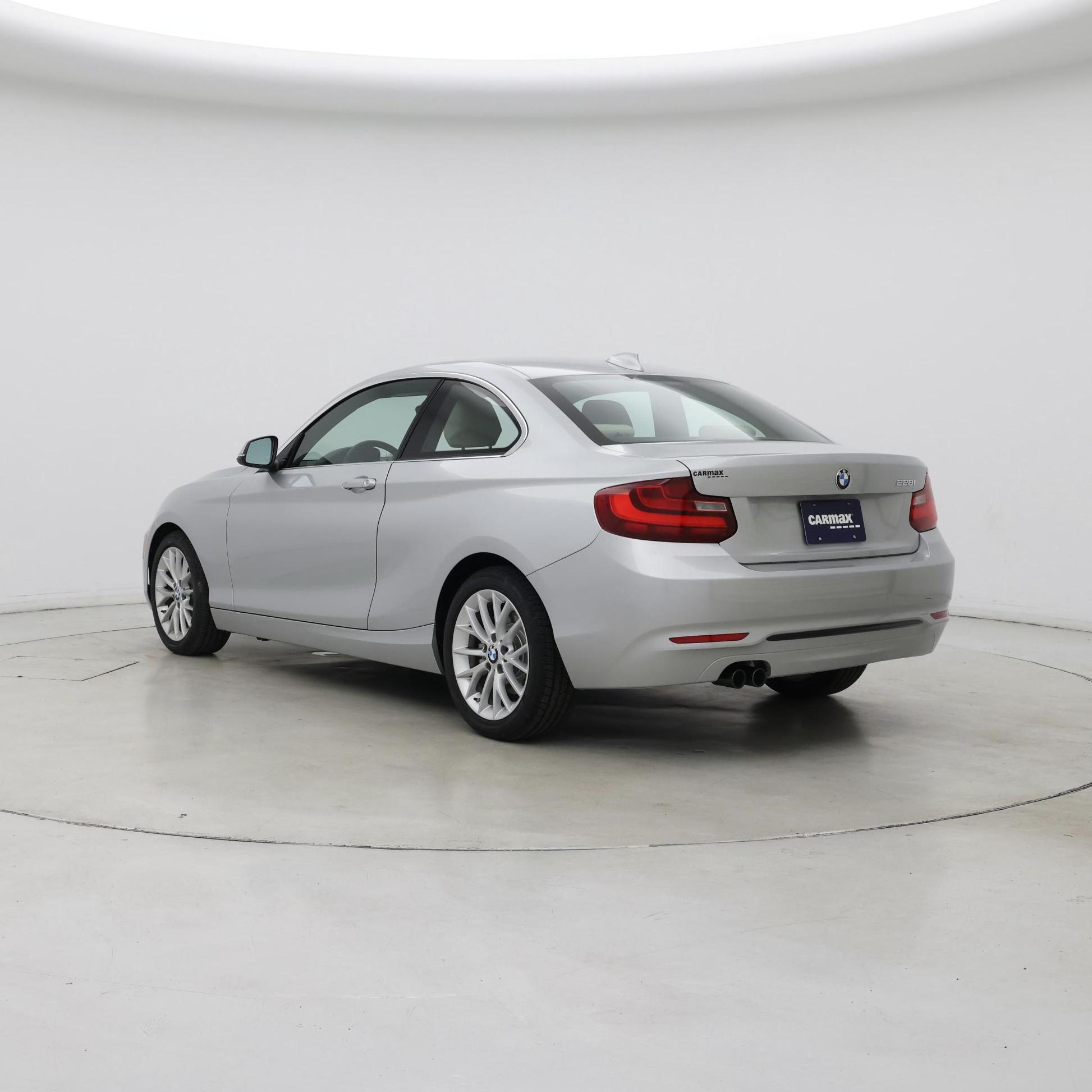 Thumbnail: 2016 BMW 2 Series - 2