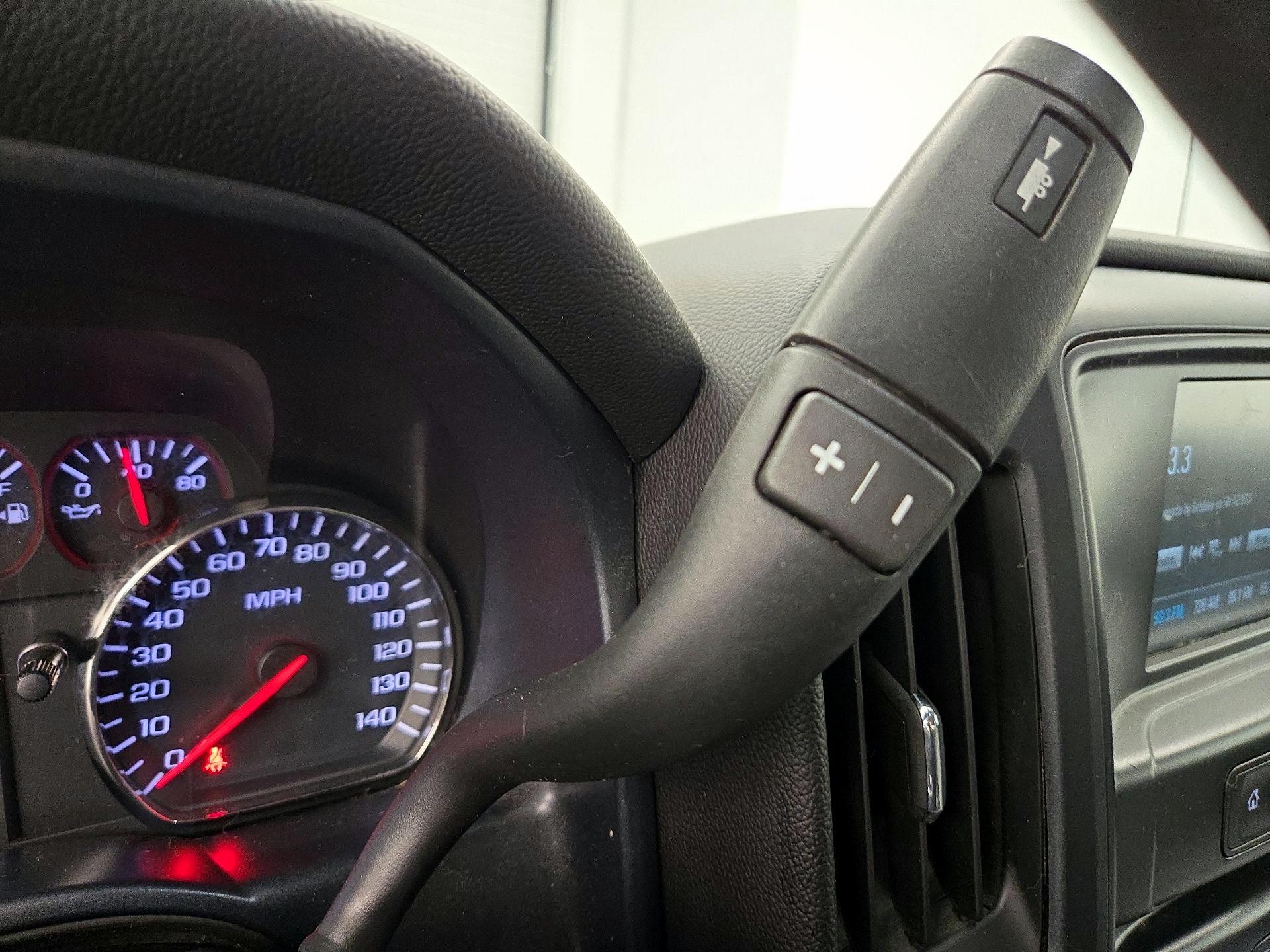 Thumbnail: 2018 Chevrolet Silverado 1500 - 17