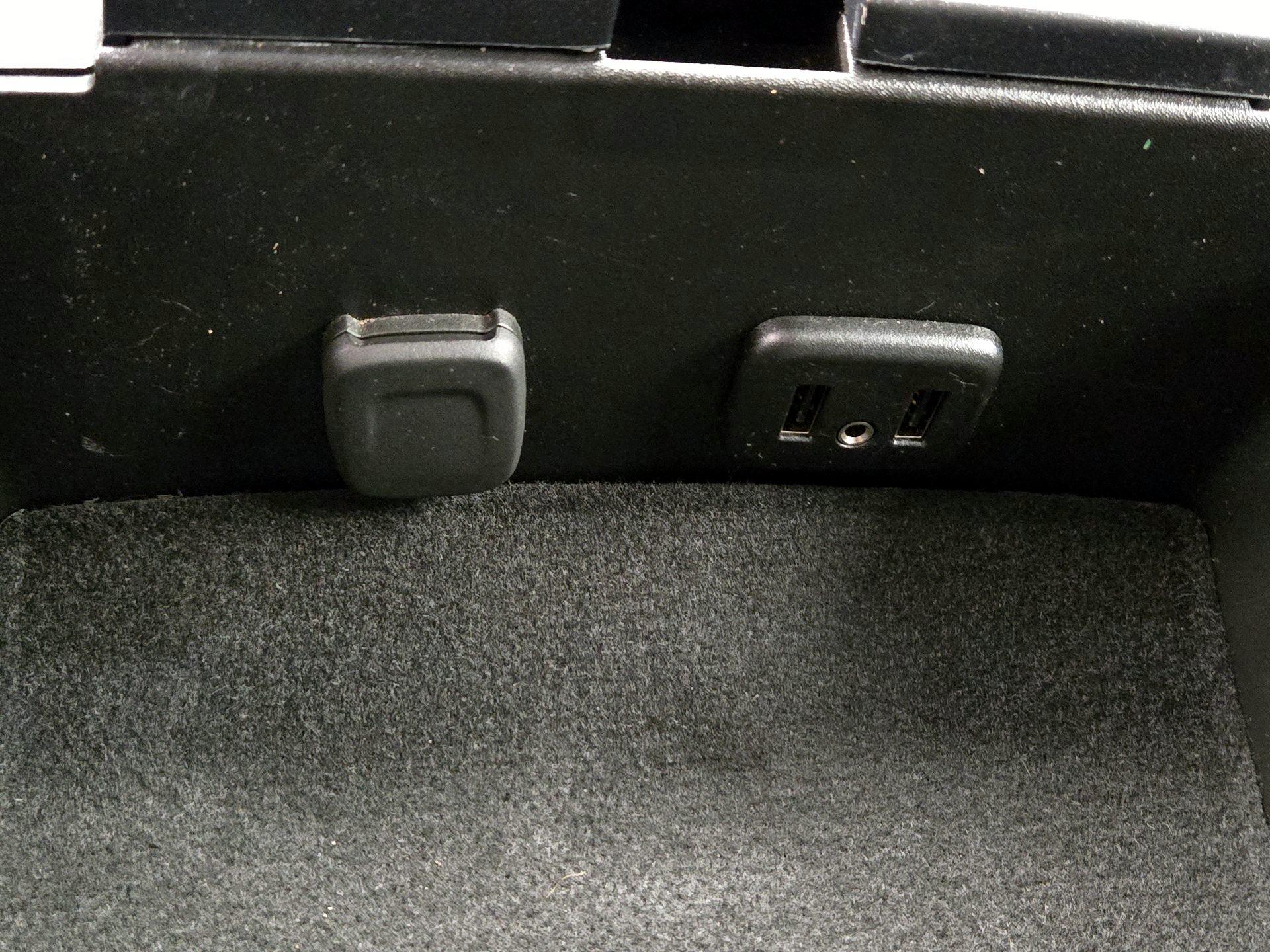 Thumbnail: 2018 Chevrolet Silverado 1500 - 18