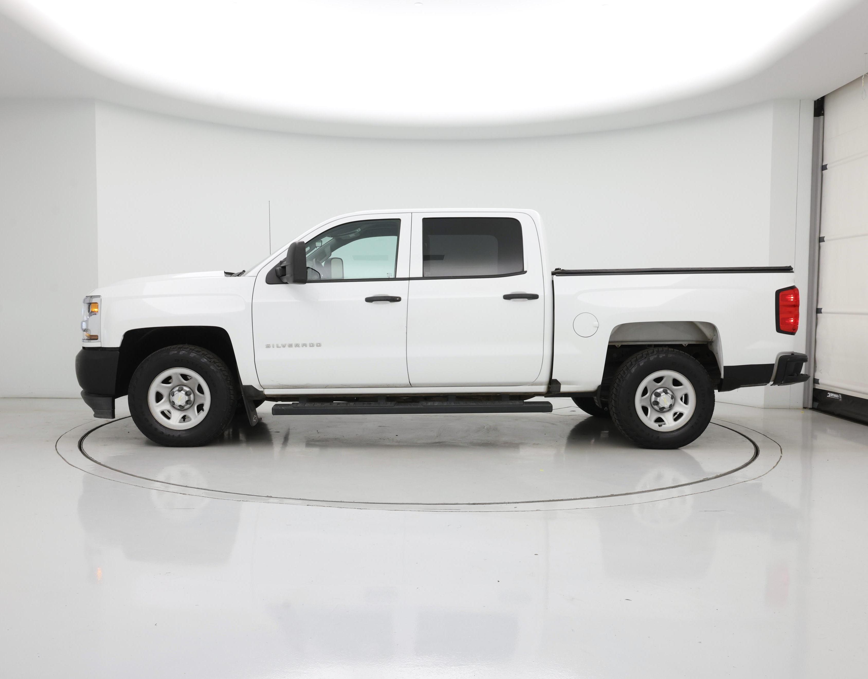 Thumbnail: 2018 Chevrolet Silverado 1500 - 3