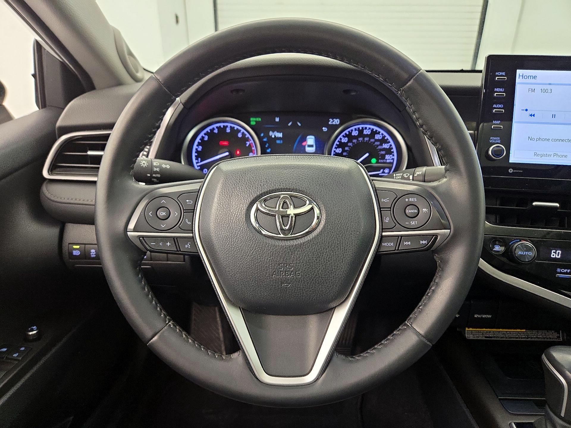 Thumbnail: 2021 Toyota Camry - 10