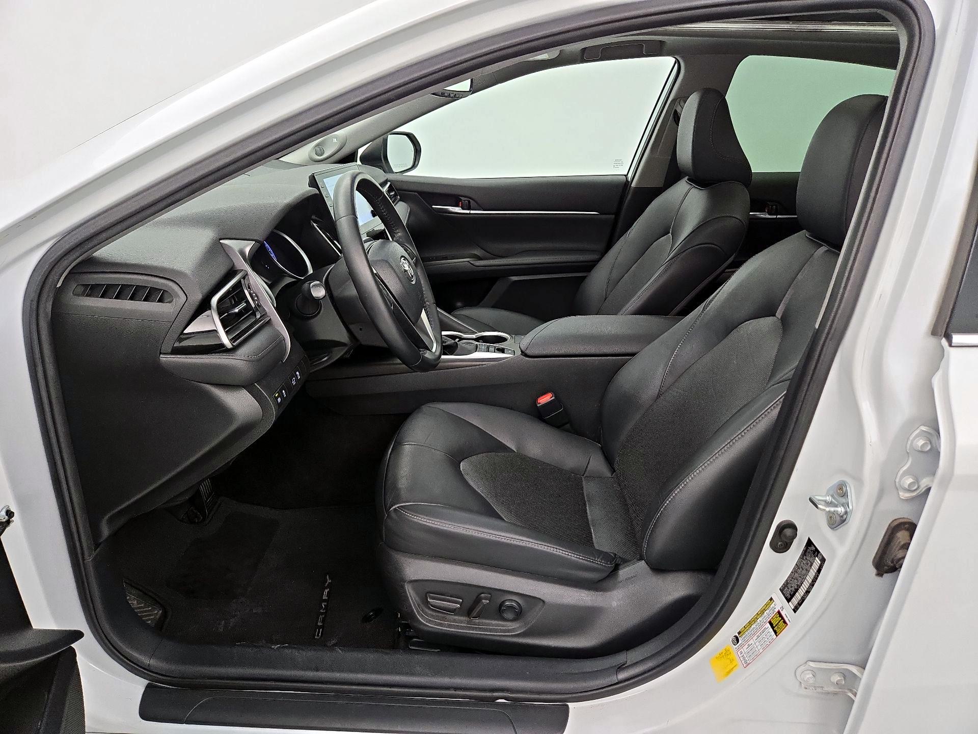 Thumbnail: 2021 Toyota Camry - 11