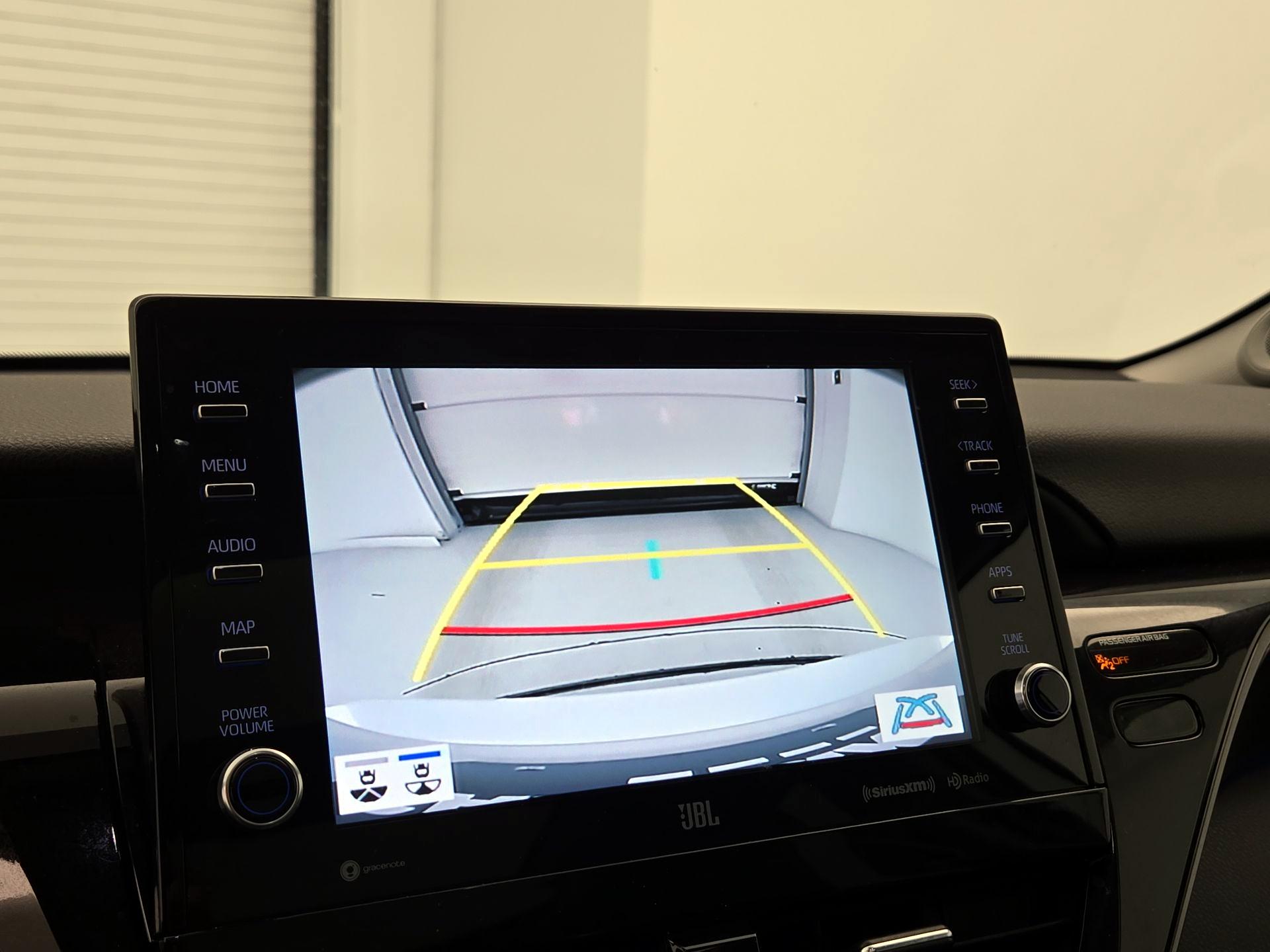 Thumbnail: 2021 Toyota Camry - 15