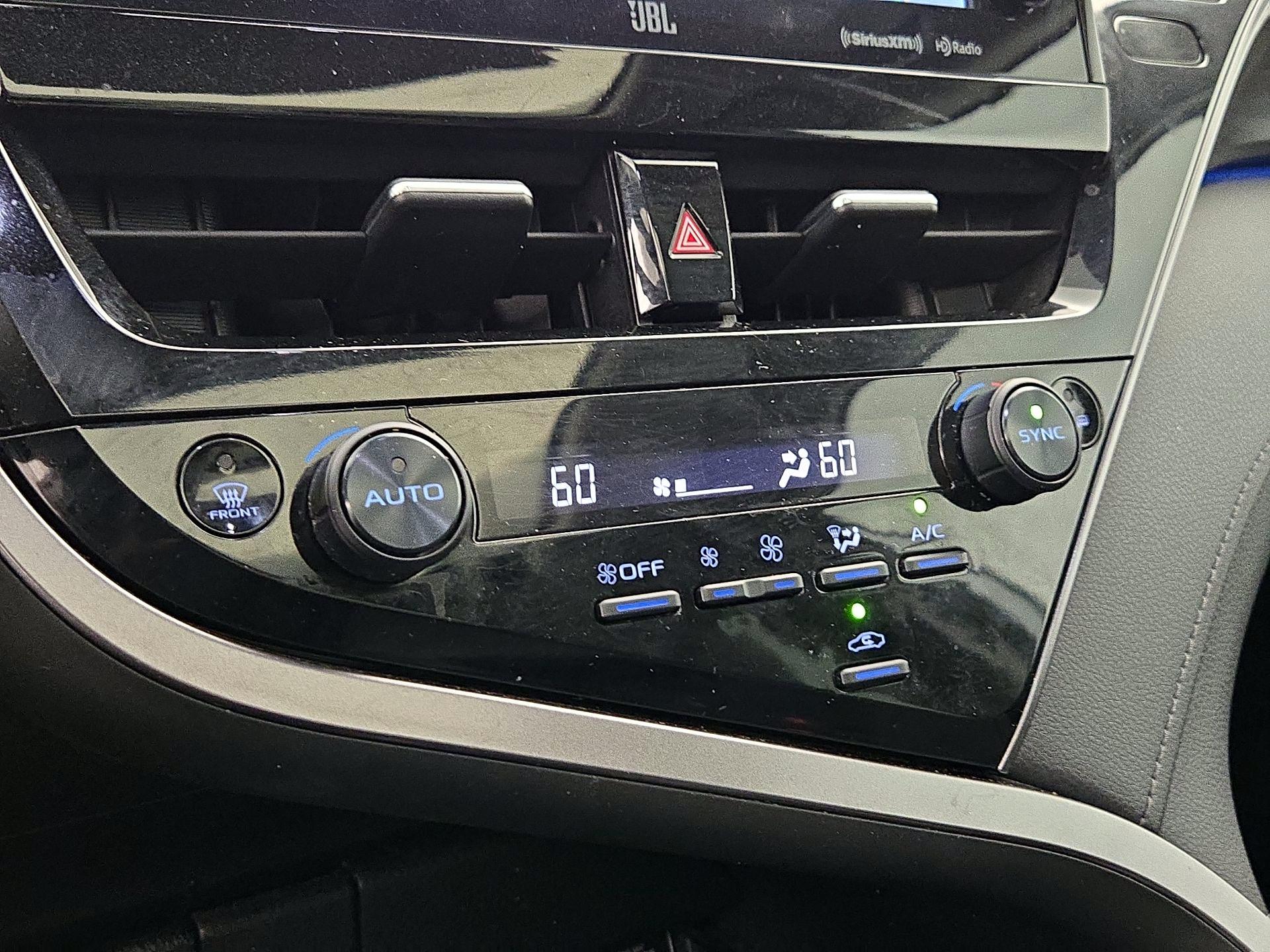 Thumbnail: 2021 Toyota Camry - 17