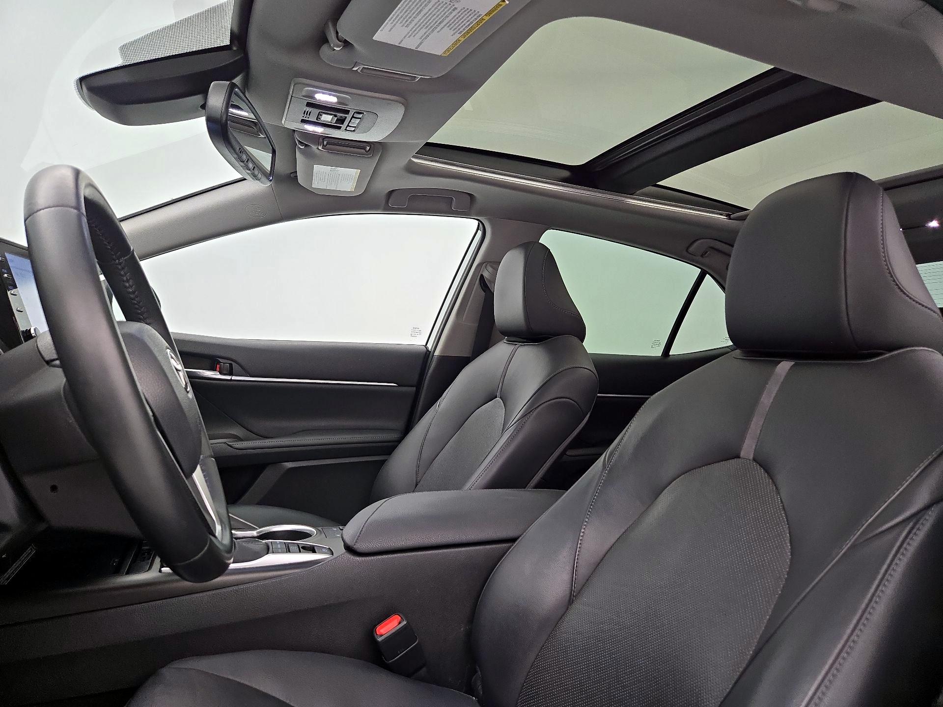 Thumbnail: 2021 Toyota Camry - 20