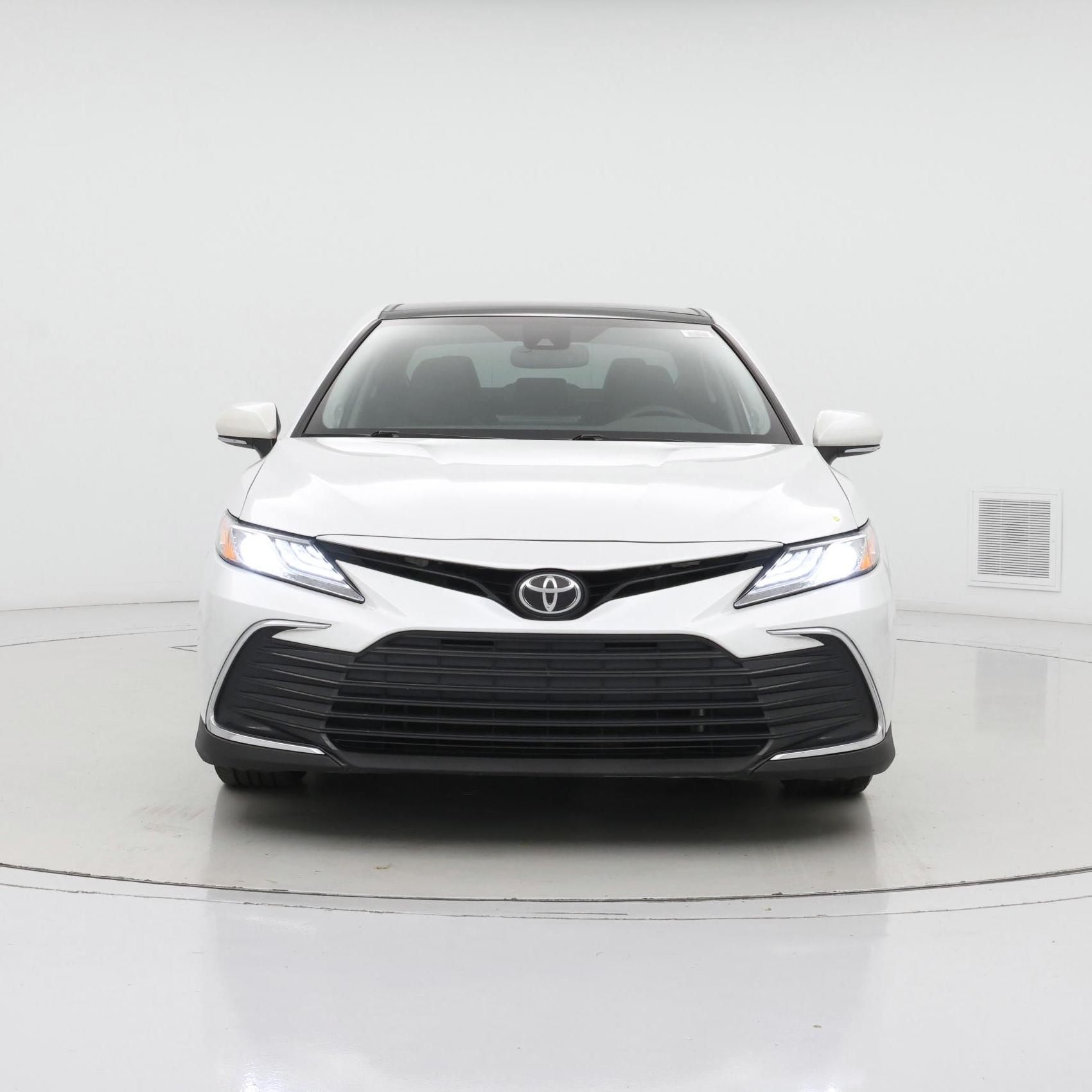 Thumbnail: 2021 Toyota Camry - 5