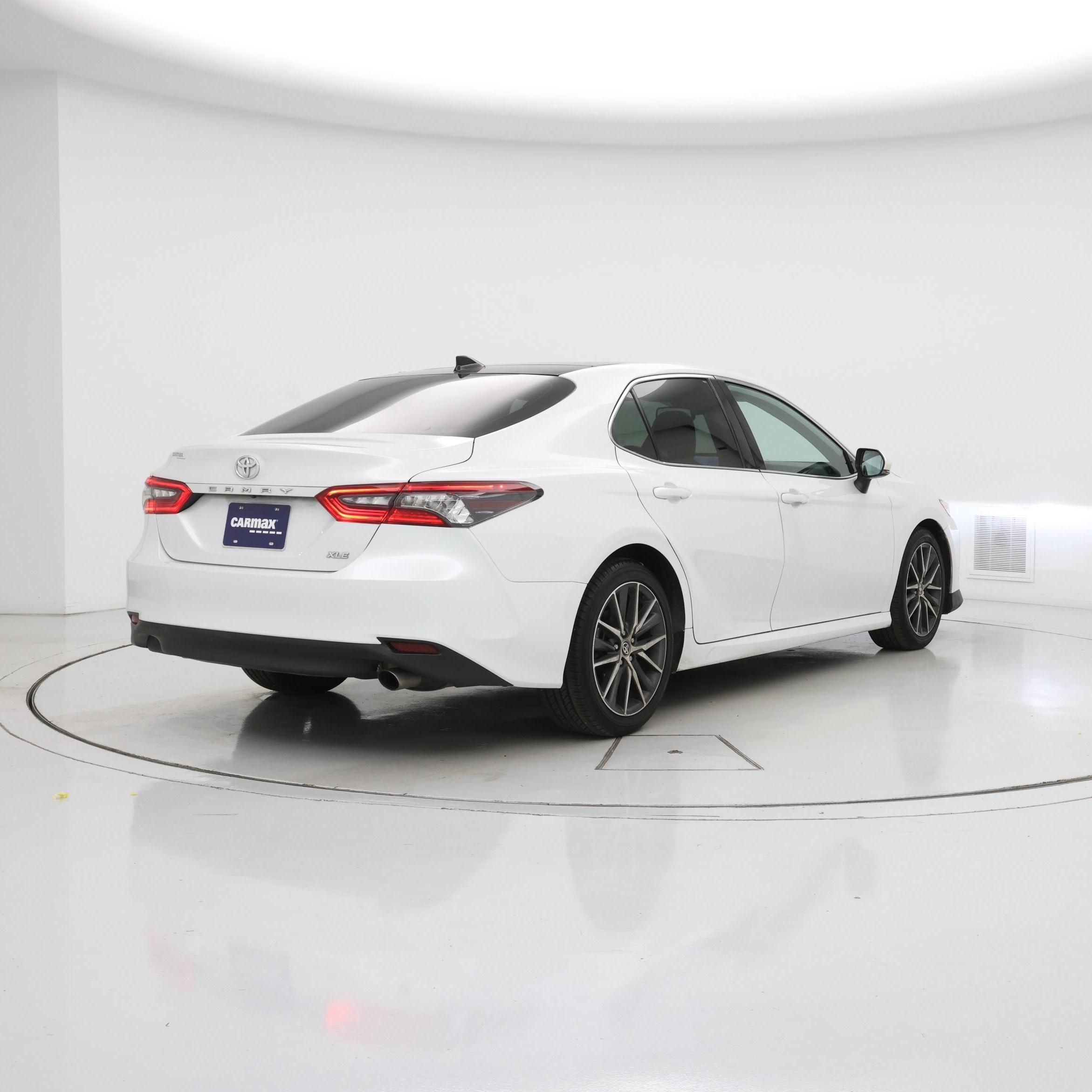 Thumbnail: 2021 Toyota Camry - 8