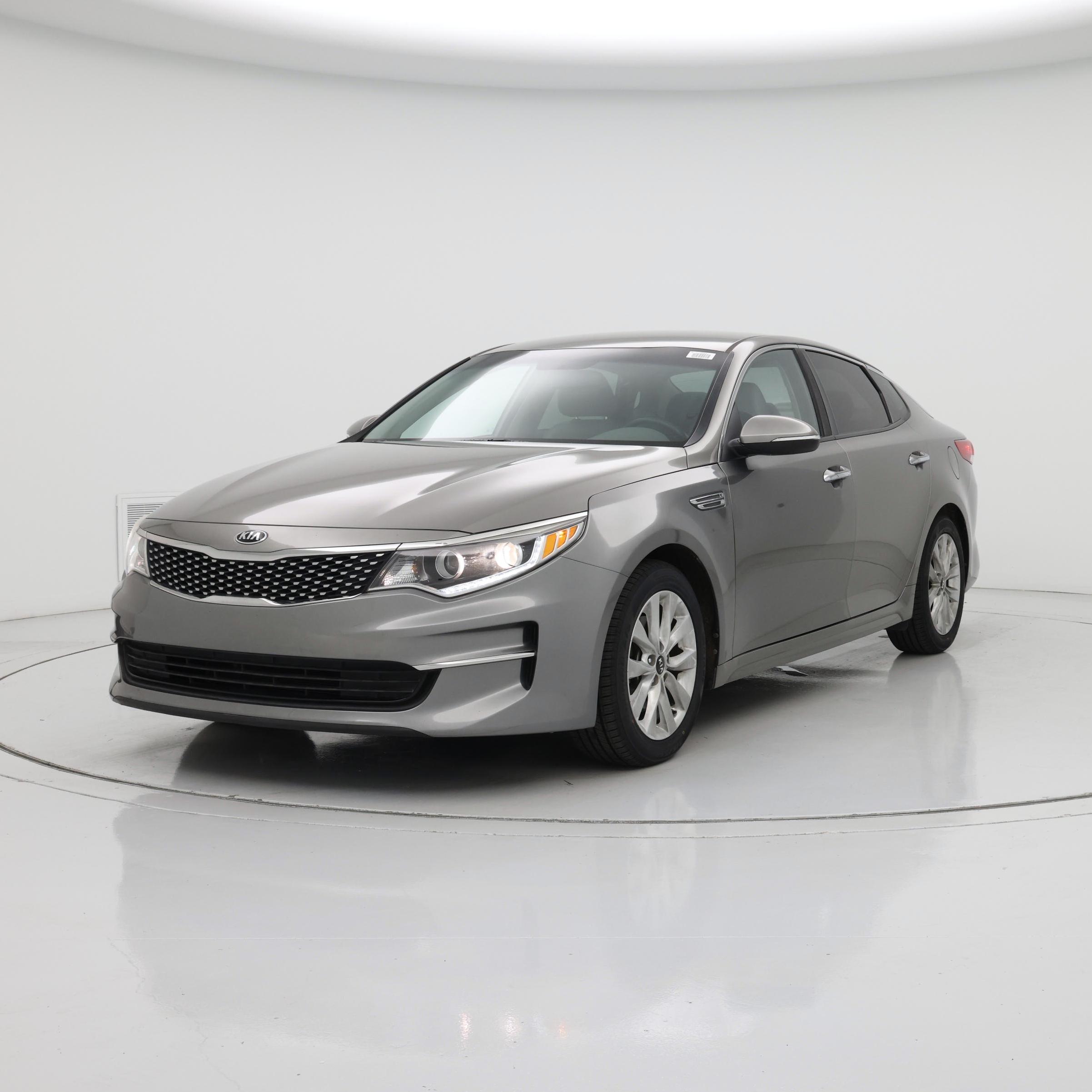 Thumbnail: 2016 Kia Optima - 4