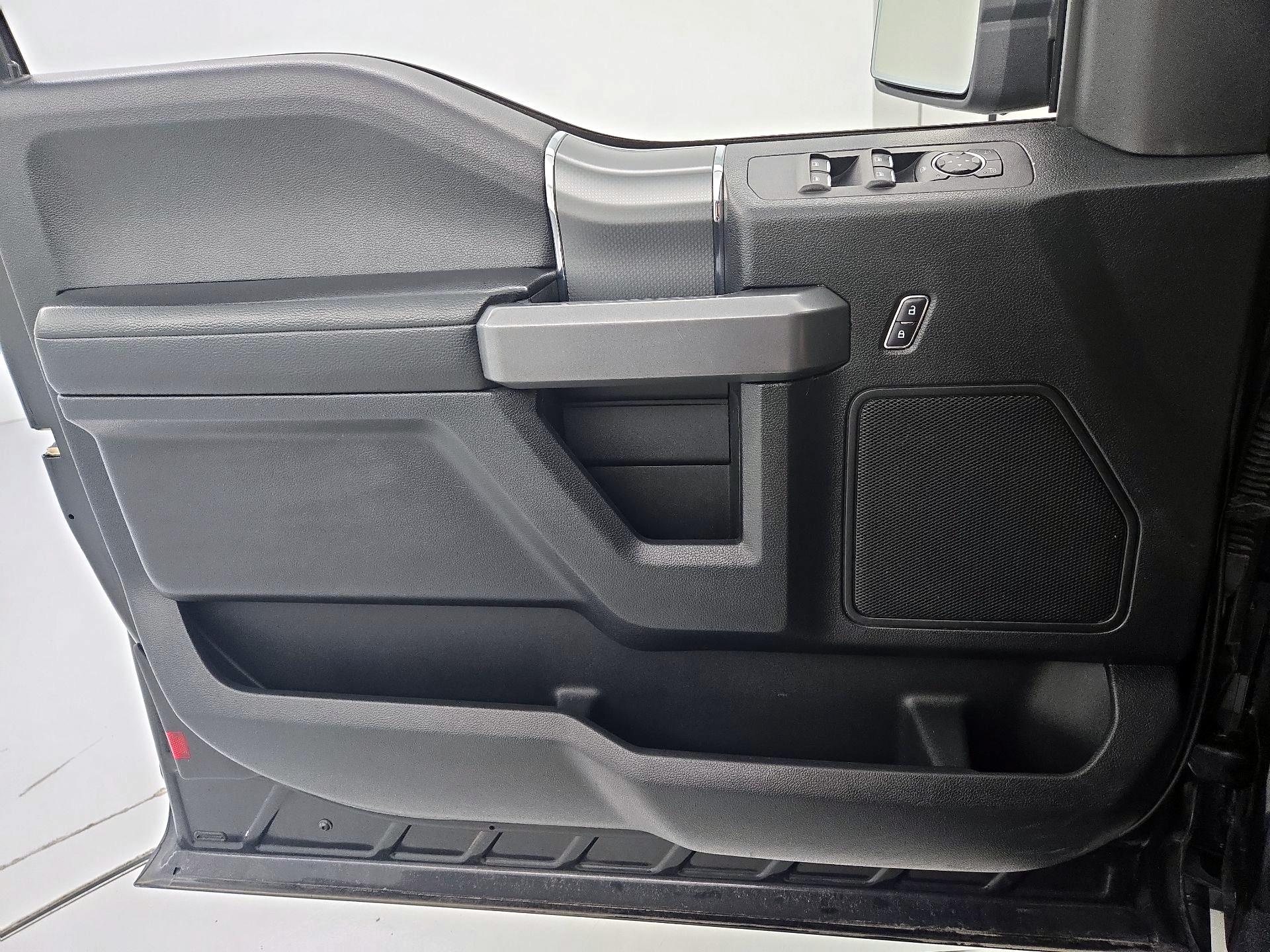 Thumbnail: 2015 Ford F-150 - 12