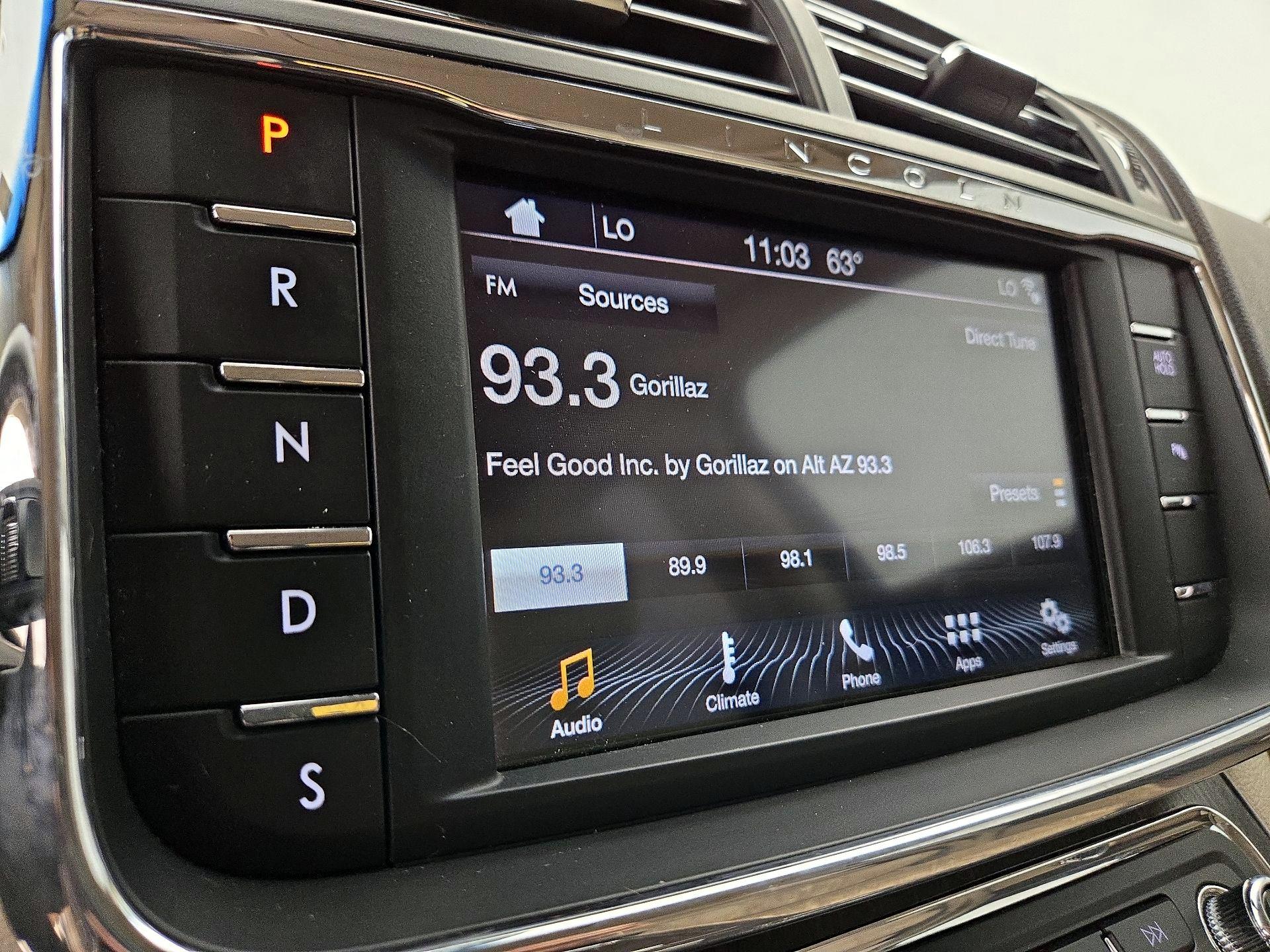 Thumbnail: 2019 Lincoln Continental - 15