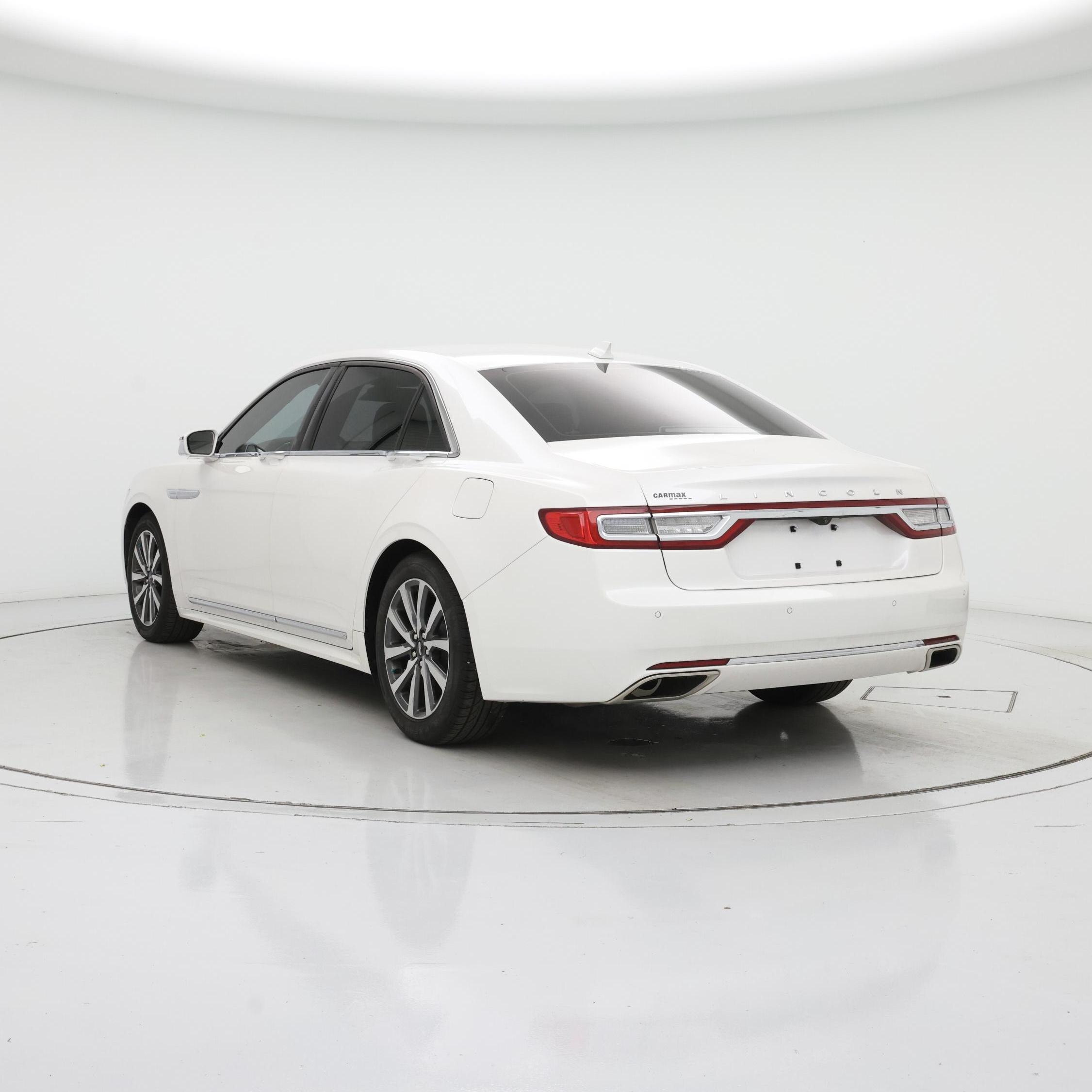 Thumbnail: 2019 Lincoln Continental - 2