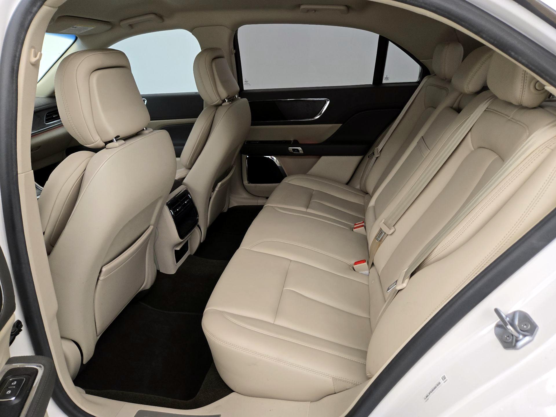 Thumbnail: 2019 Lincoln Continental - 19