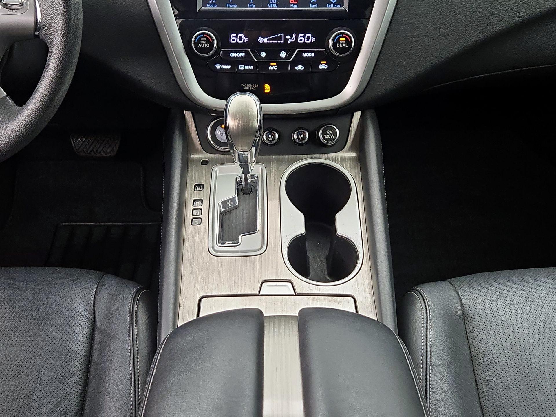 Thumbnail: 2015 Nissan Murano - 18