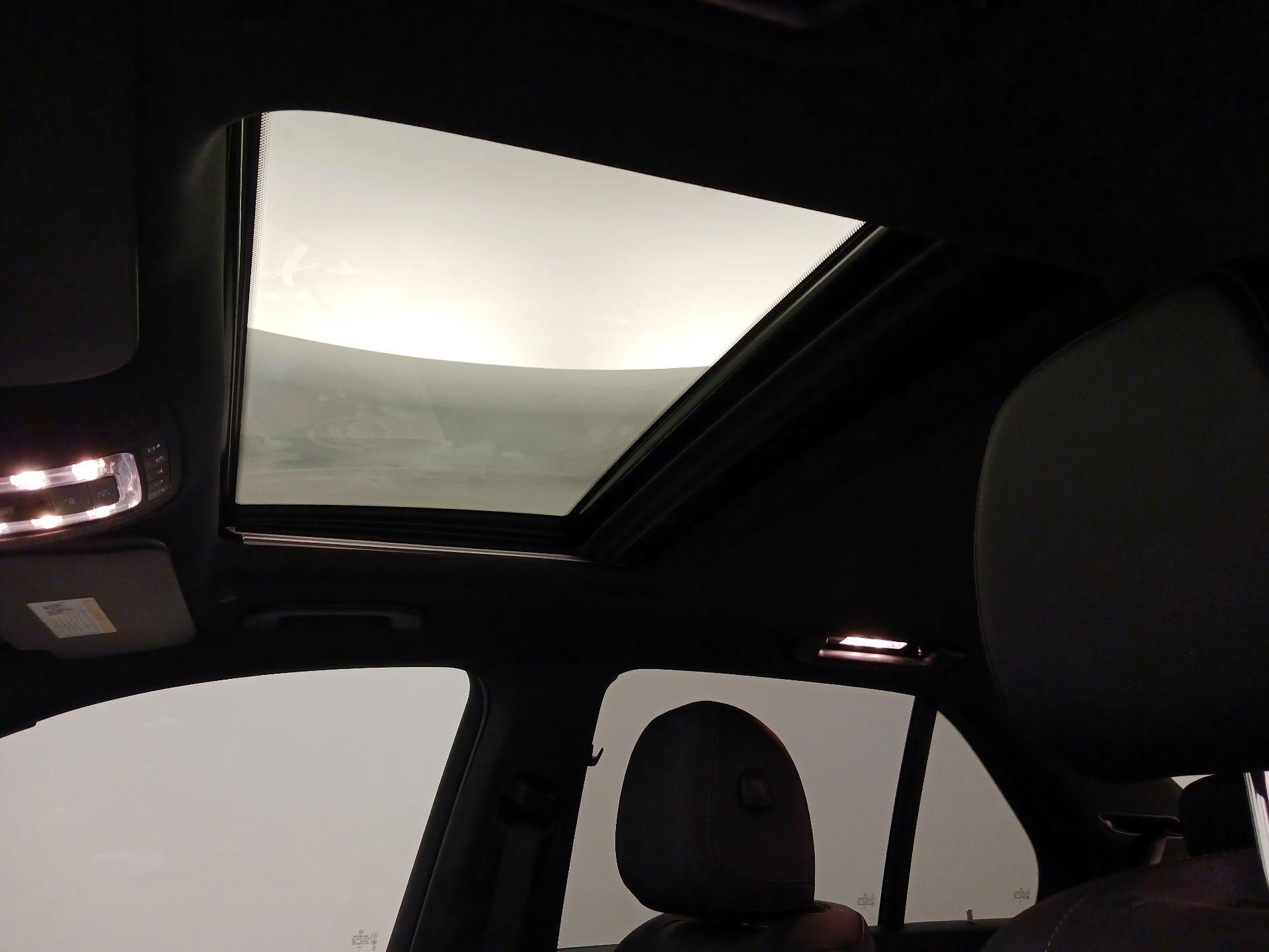 Thumbnail: 2021 Mercedes-Benz GLE - 20