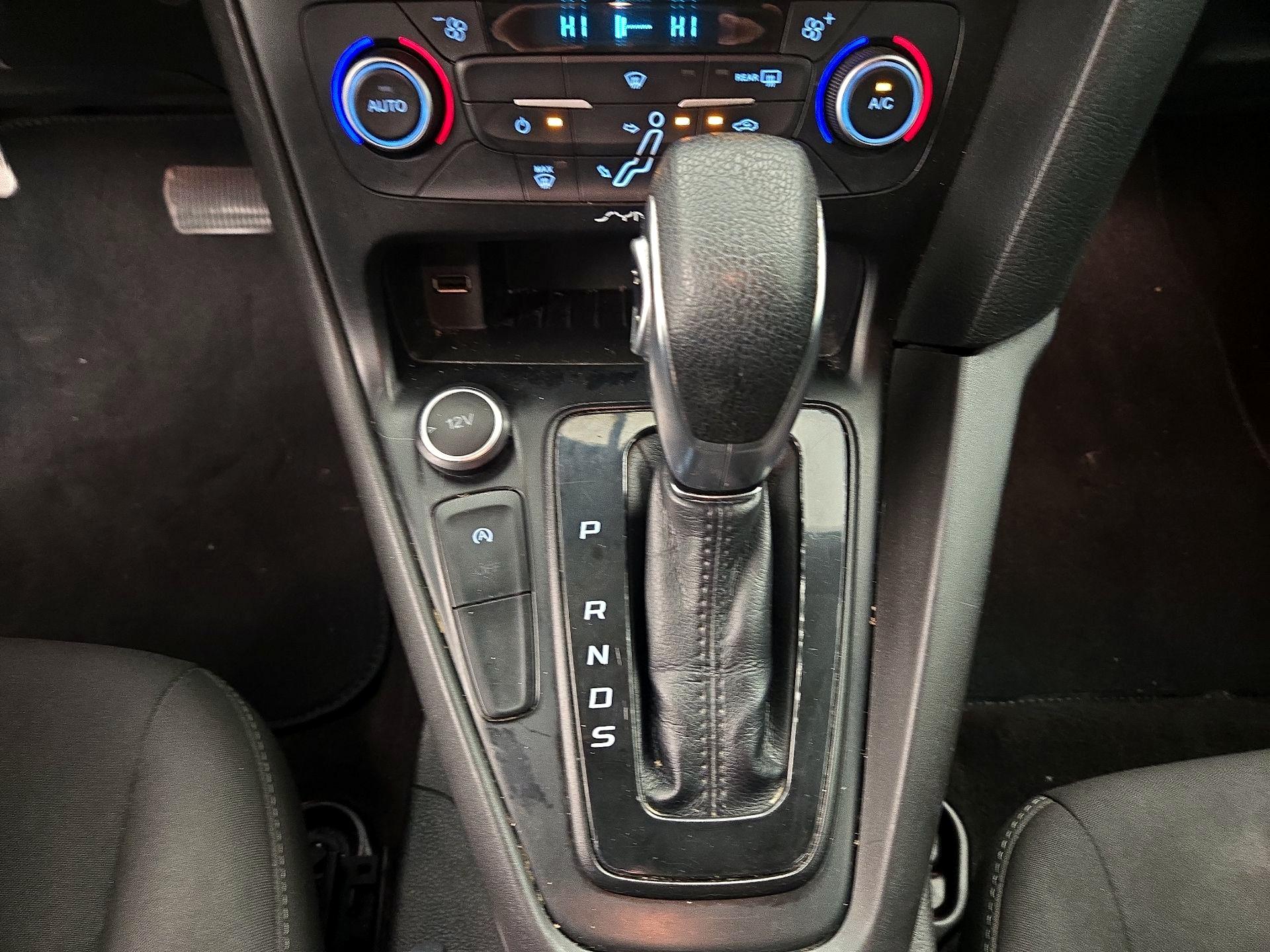 Thumbnail: 2018 Ford Focus - 17