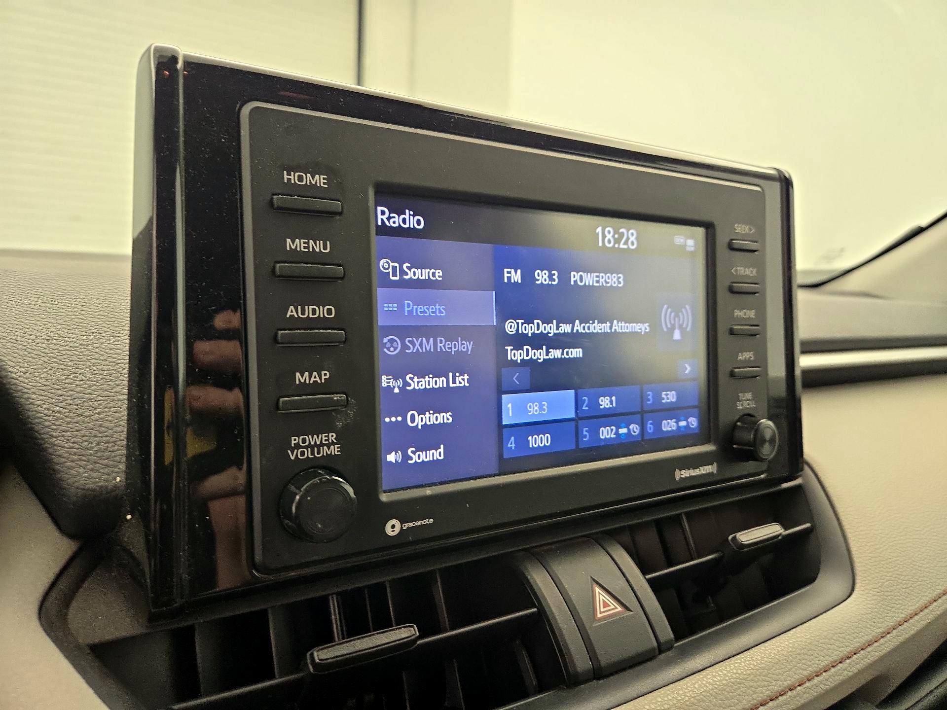 Thumbnail: 2020 Toyota RAV4 - 15