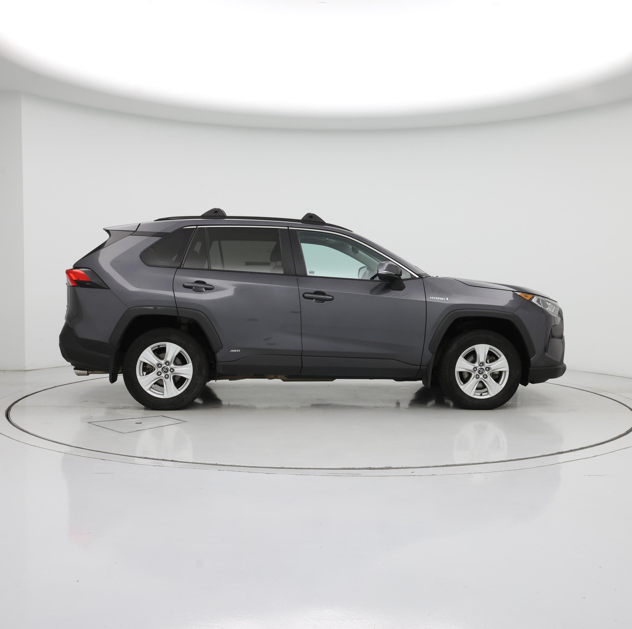 Thumbnail: 2020 Toyota RAV4 - 7