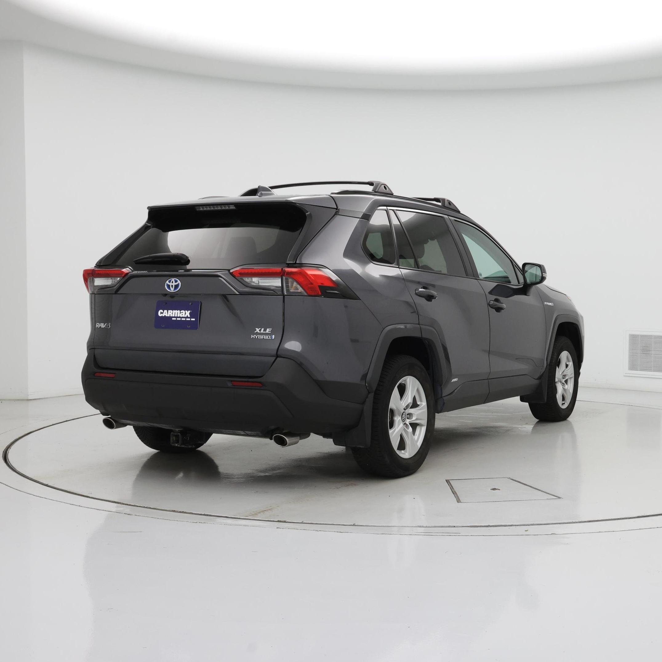 Thumbnail: 2020 Toyota RAV4 - 8