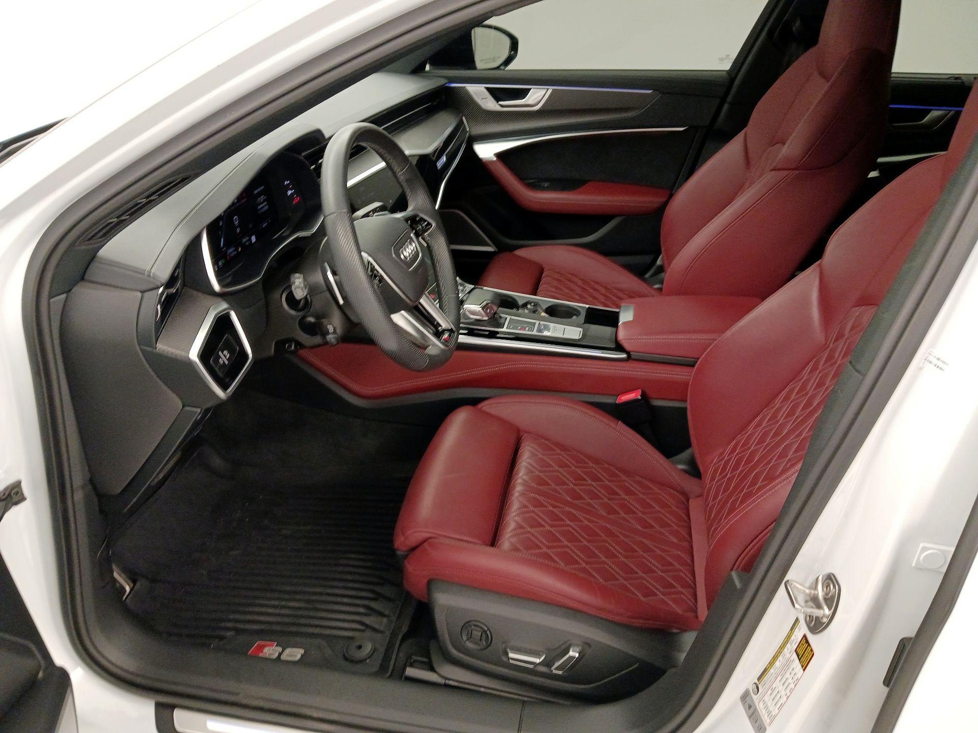 Thumbnail: 2023 Audi S6 - 11