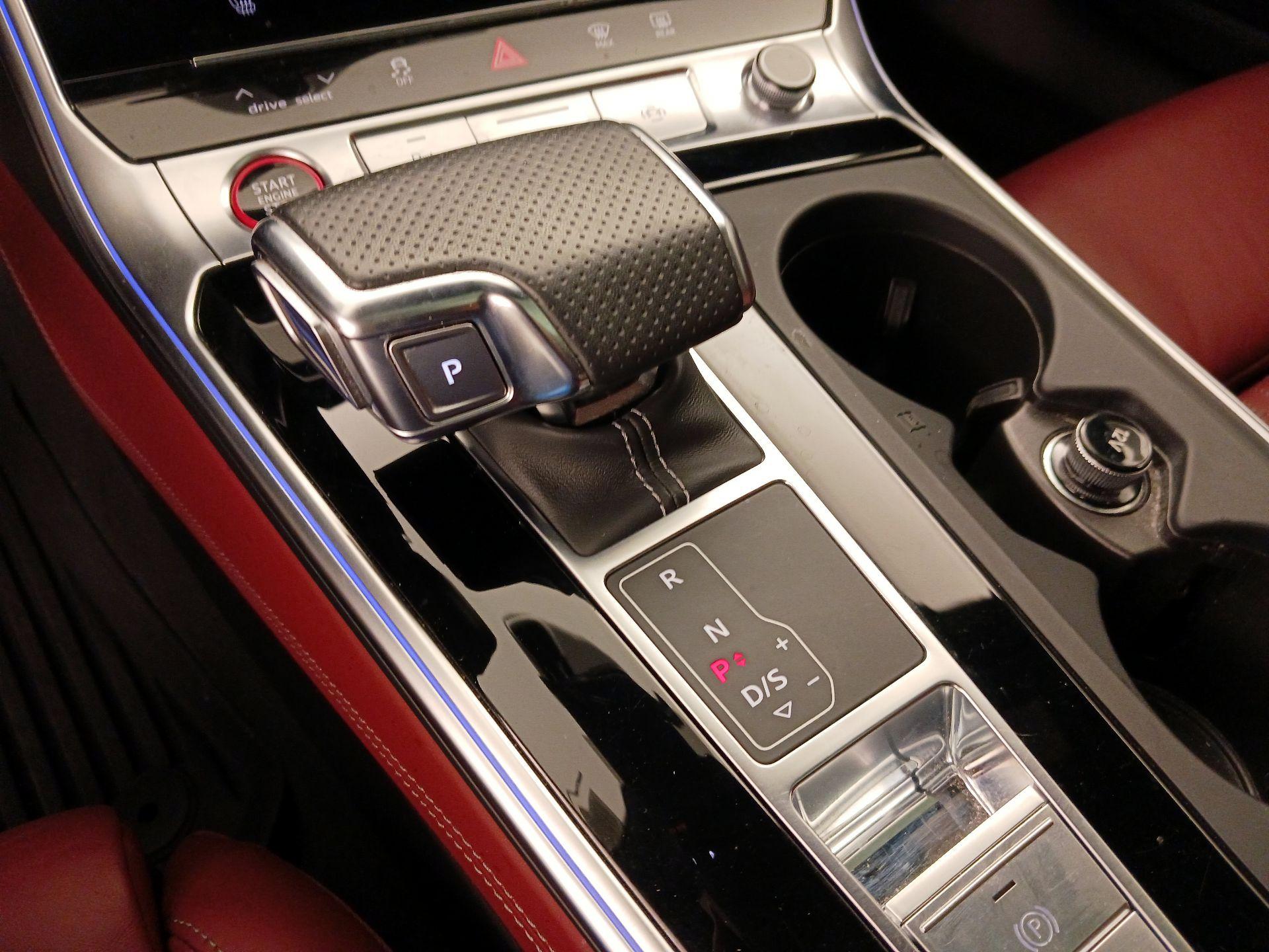 Thumbnail: 2023 Audi S6 - 18