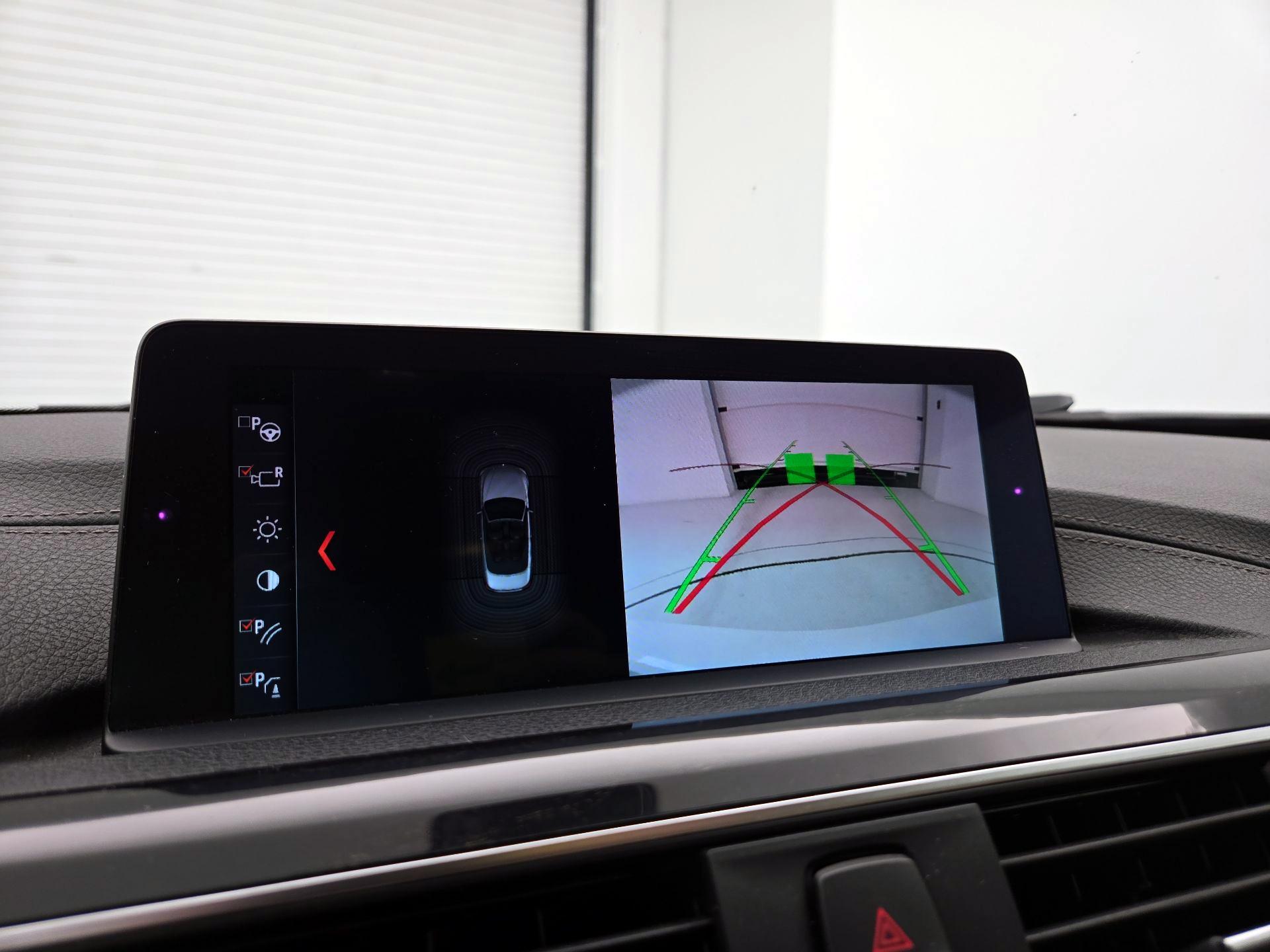 Thumbnail: 2018 BMW 4 Series - 15