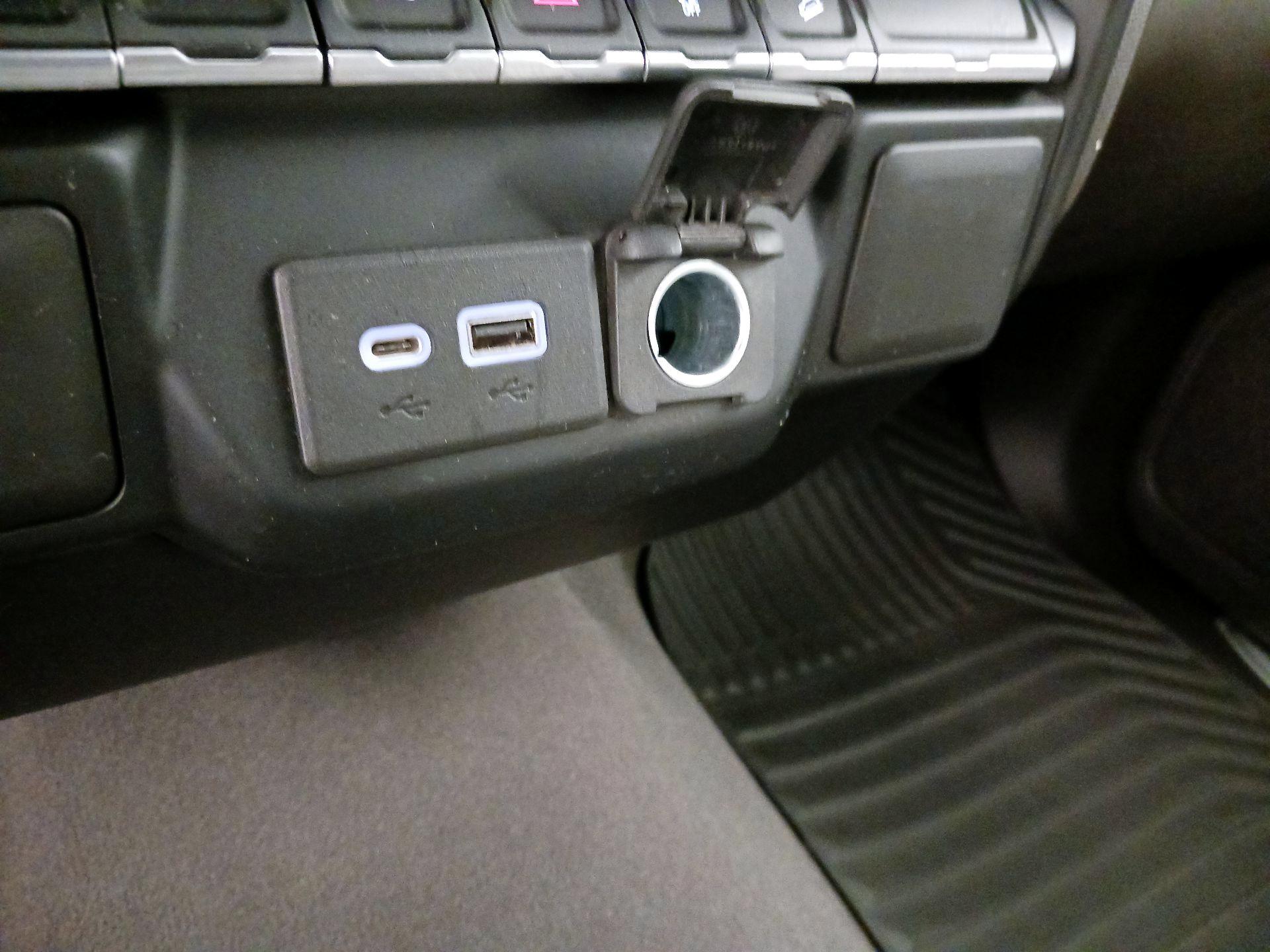 Thumbnail: 2020 Chevrolet Silverado 1500 - 18