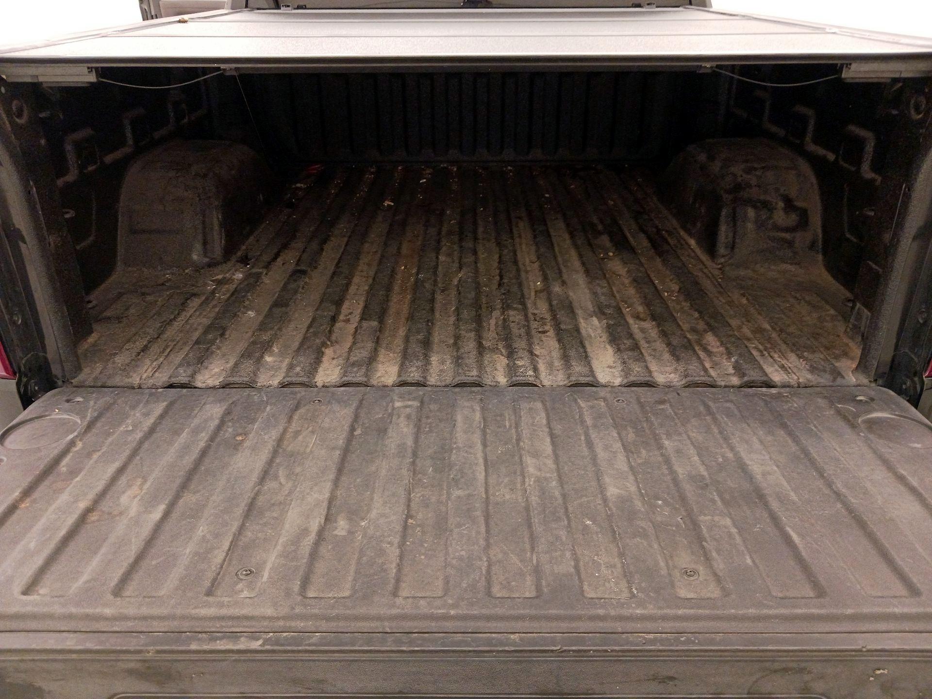 Thumbnail: 2020 Chevrolet Silverado 1500 - 20