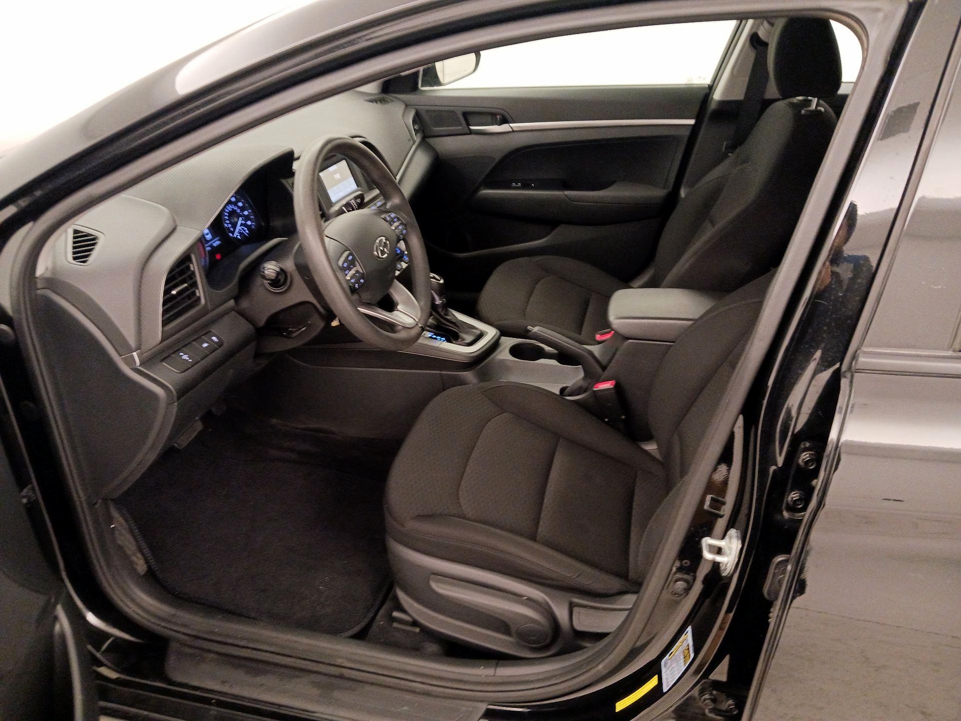 Thumbnail: 2020 Hyundai Elantra - 11