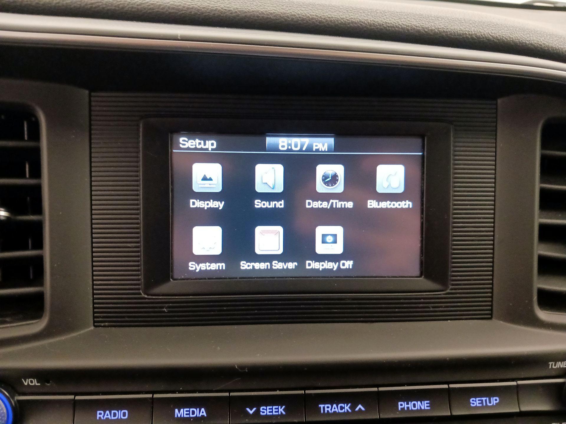 Thumbnail: 2020 Hyundai Elantra - 14