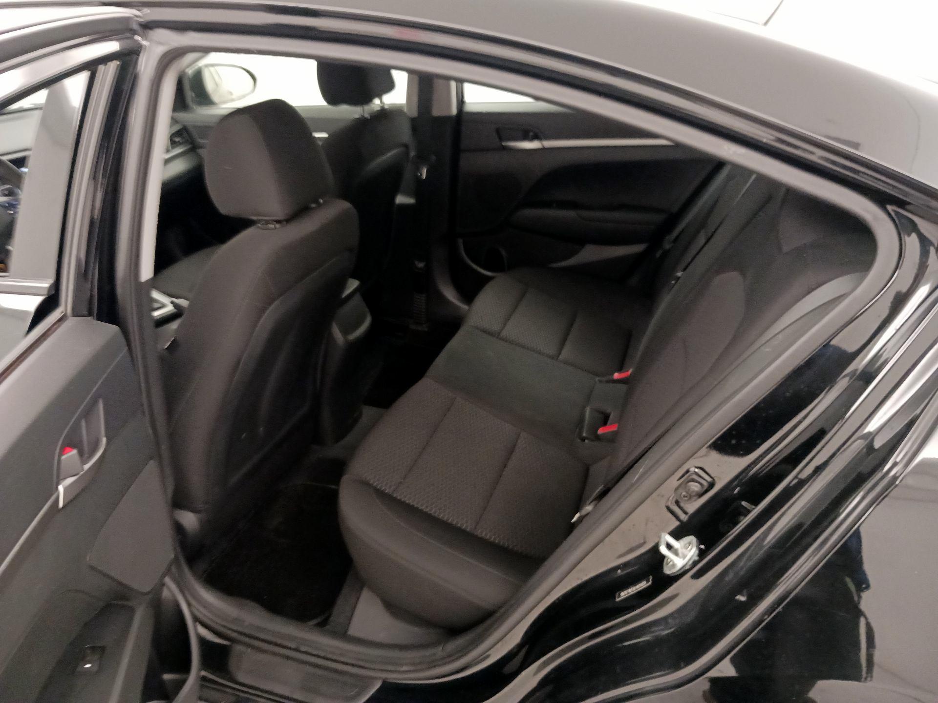 Thumbnail: 2020 Hyundai Elantra - 20