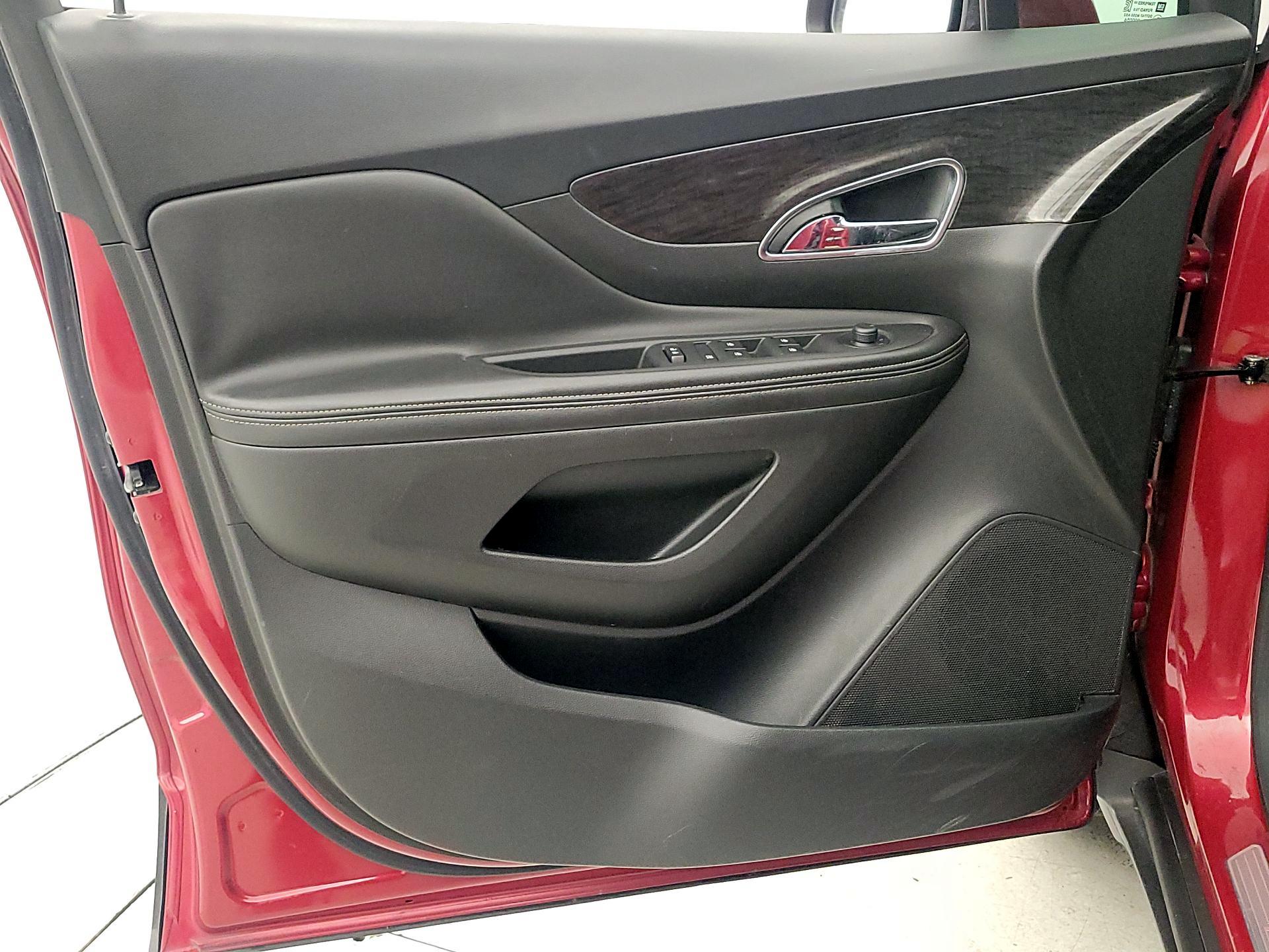 Thumbnail: 2016 Buick Encore - 12