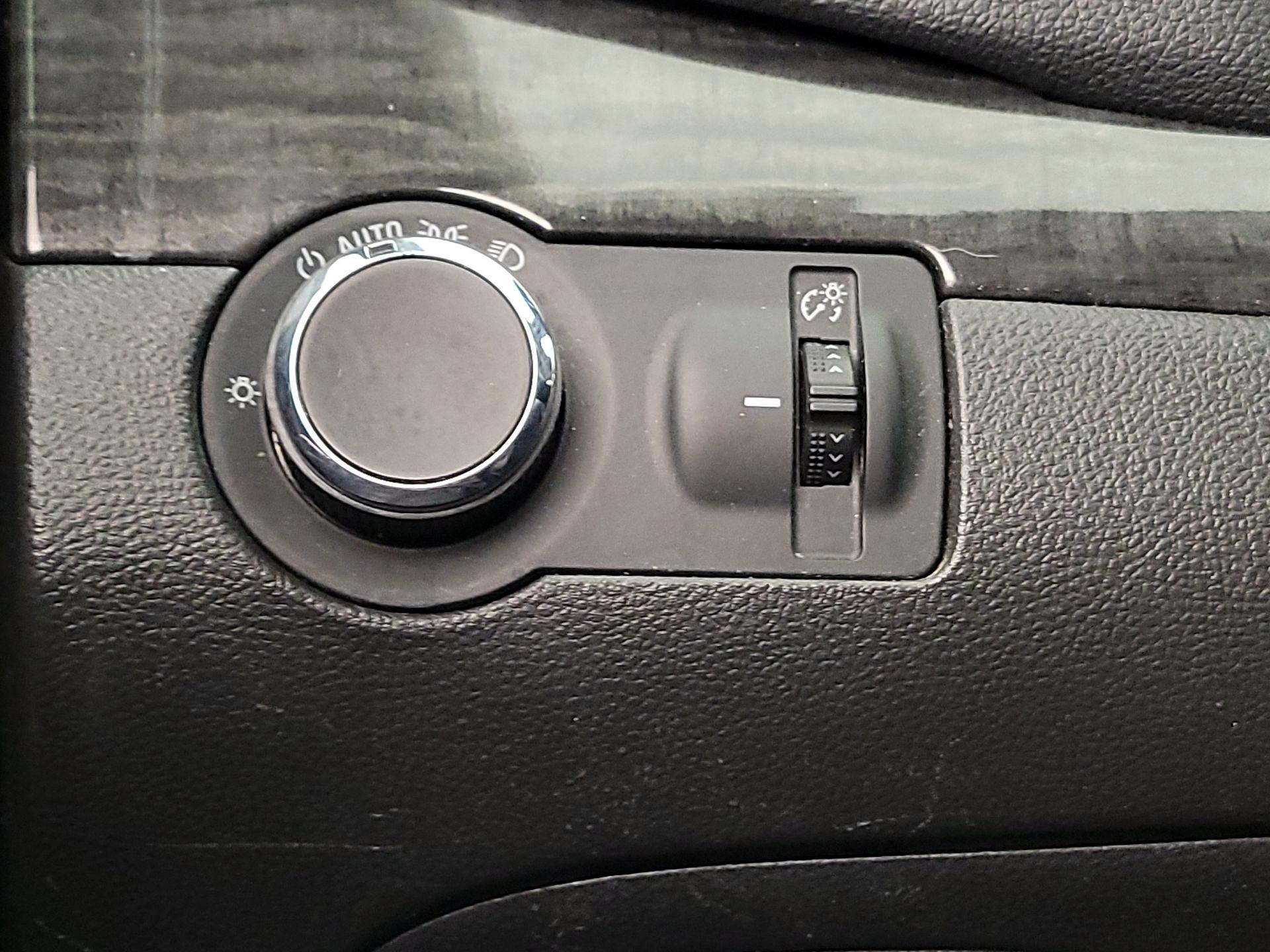 Thumbnail: 2016 Buick Encore - 13