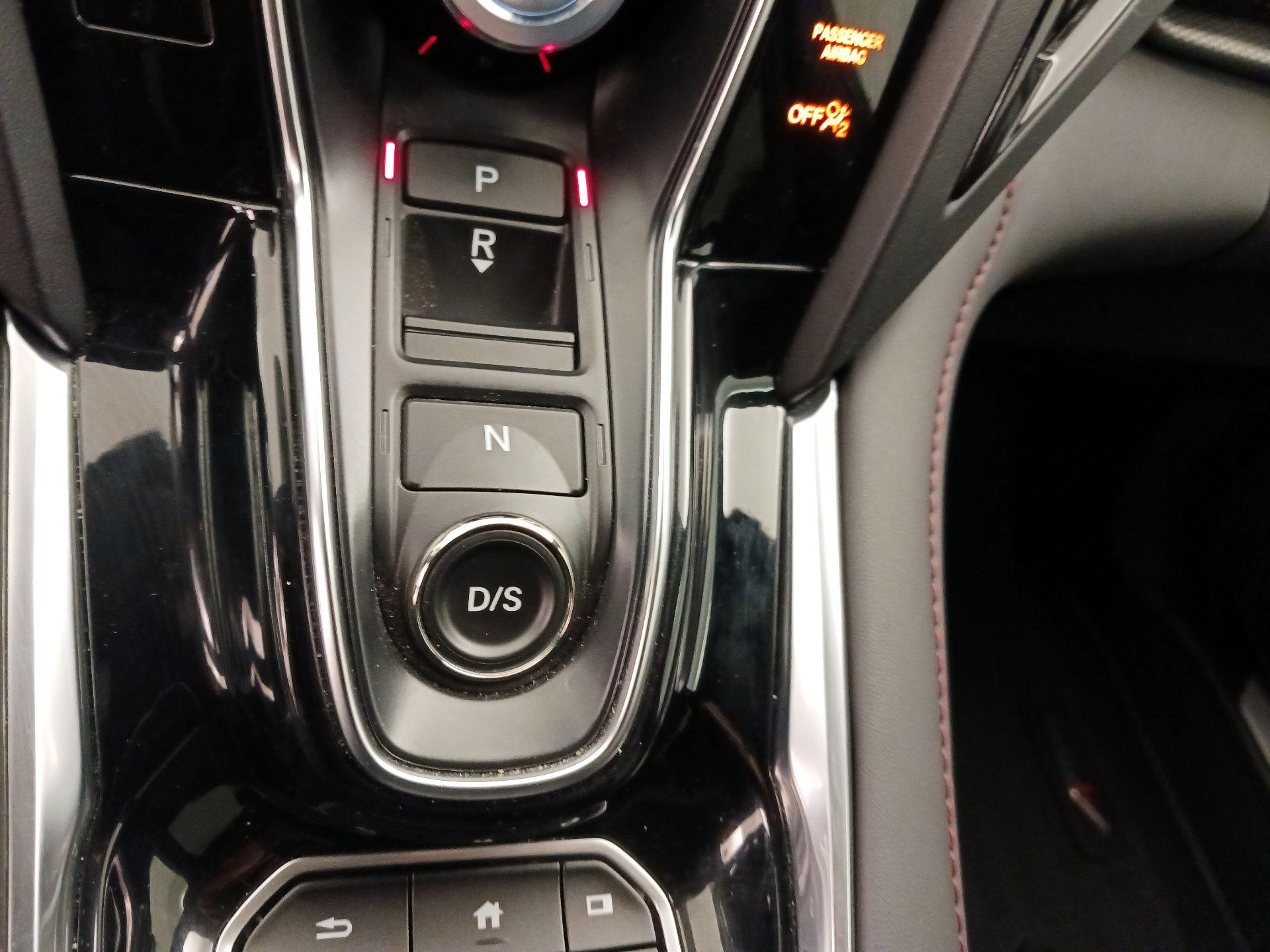 Thumbnail: 2022 Acura RDX - 18