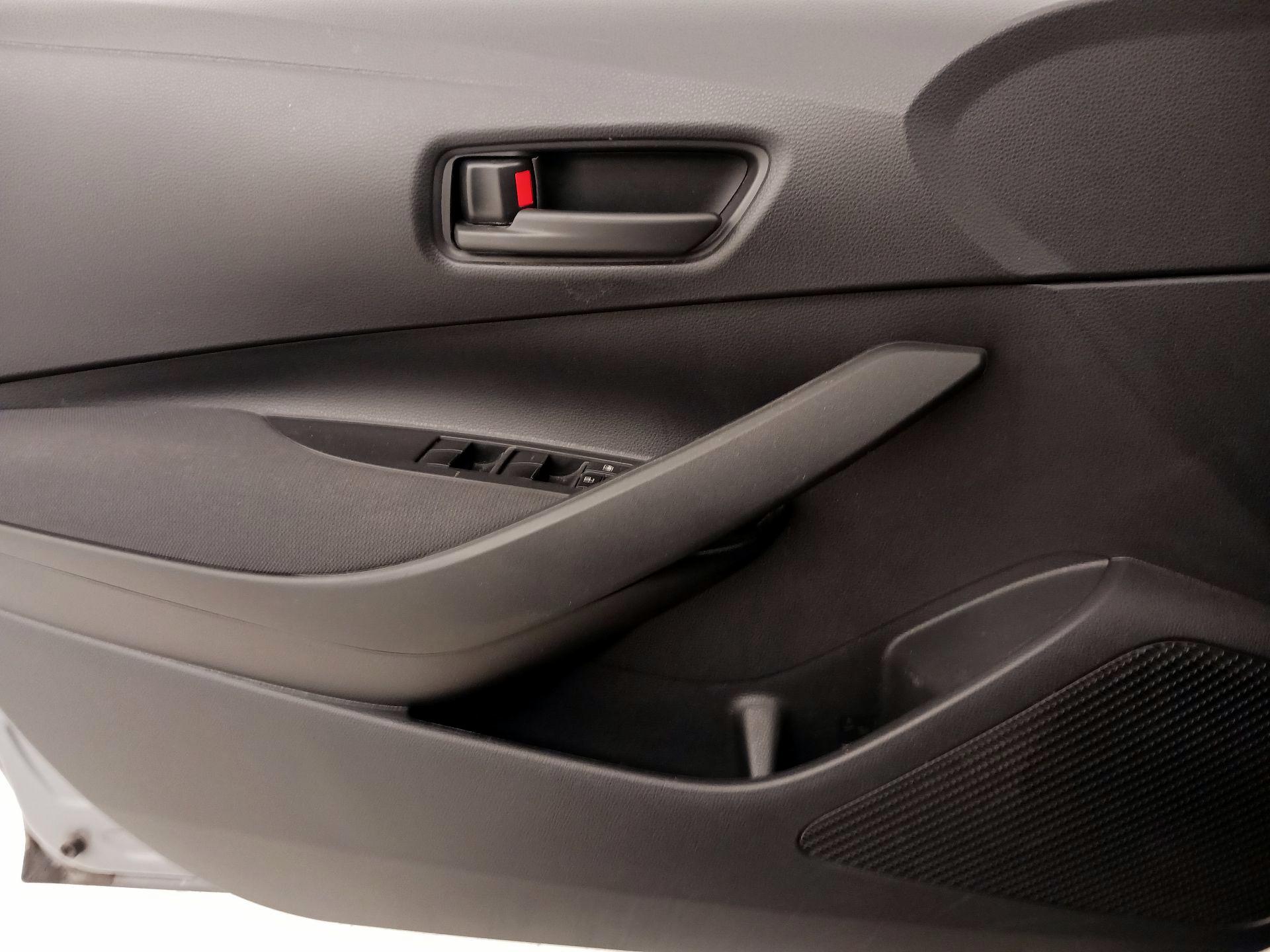 Thumbnail: 2022 Toyota Corolla - 12