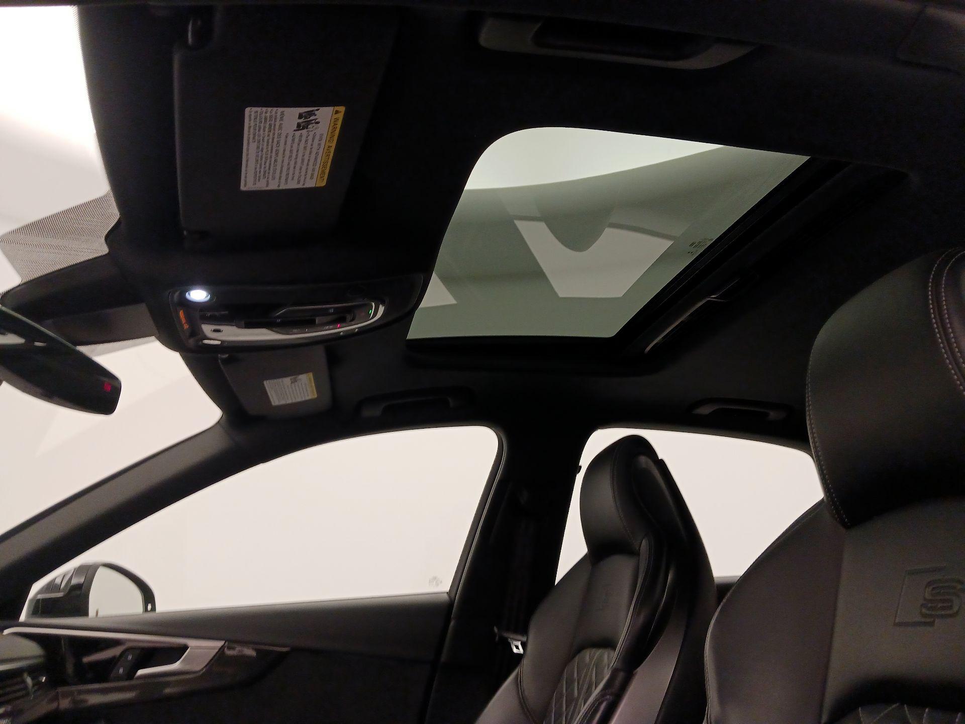 Thumbnail: 2020 Audi S4 - 19