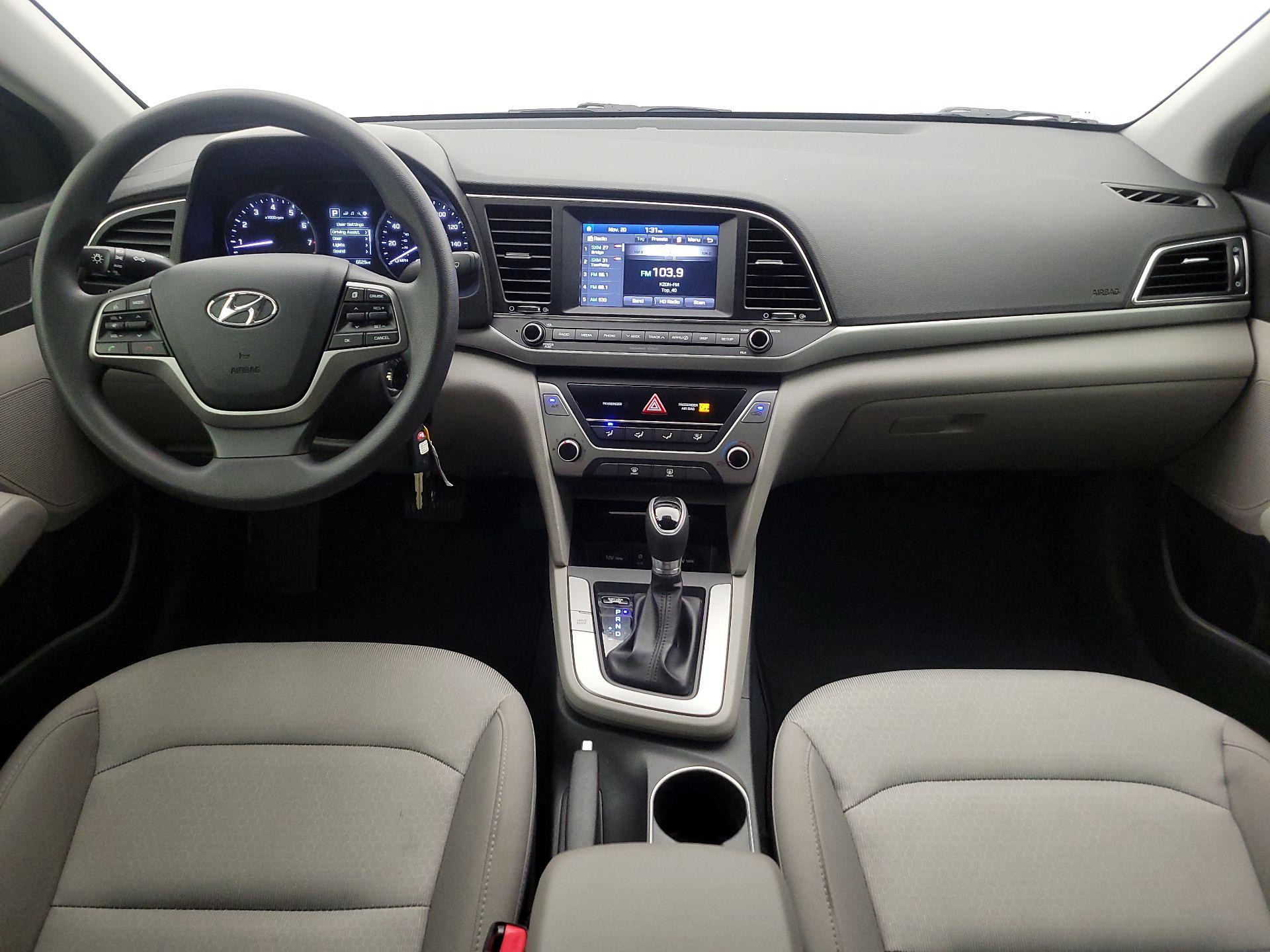 Thumbnail: 2018 Hyundai Elantra - 9