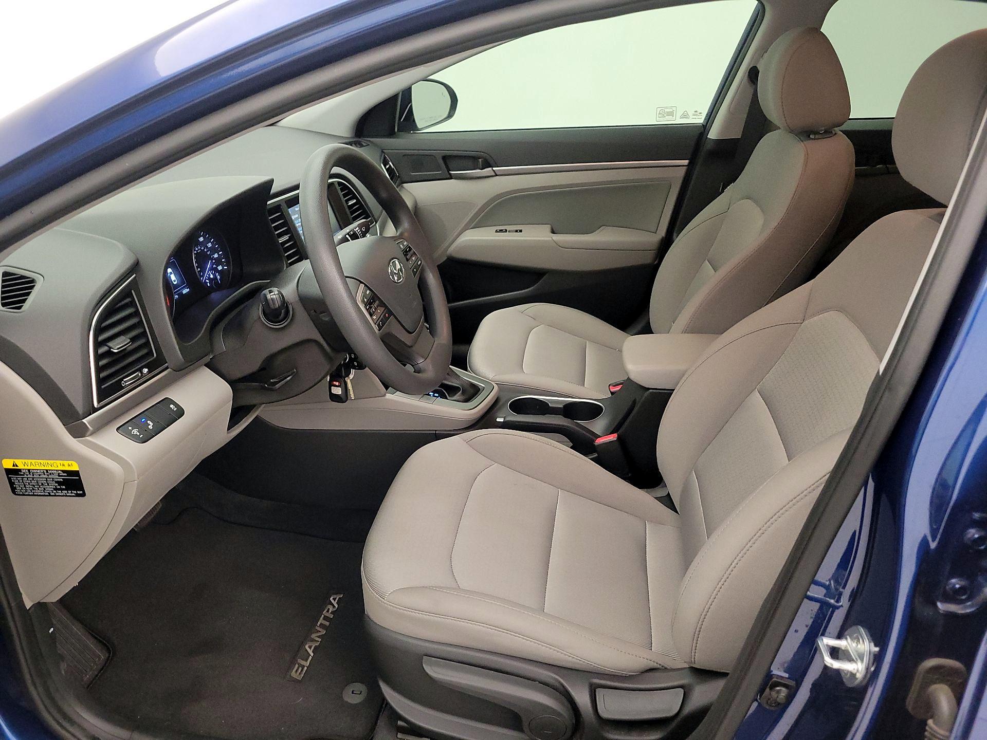 Thumbnail: 2018 Hyundai Elantra - 11