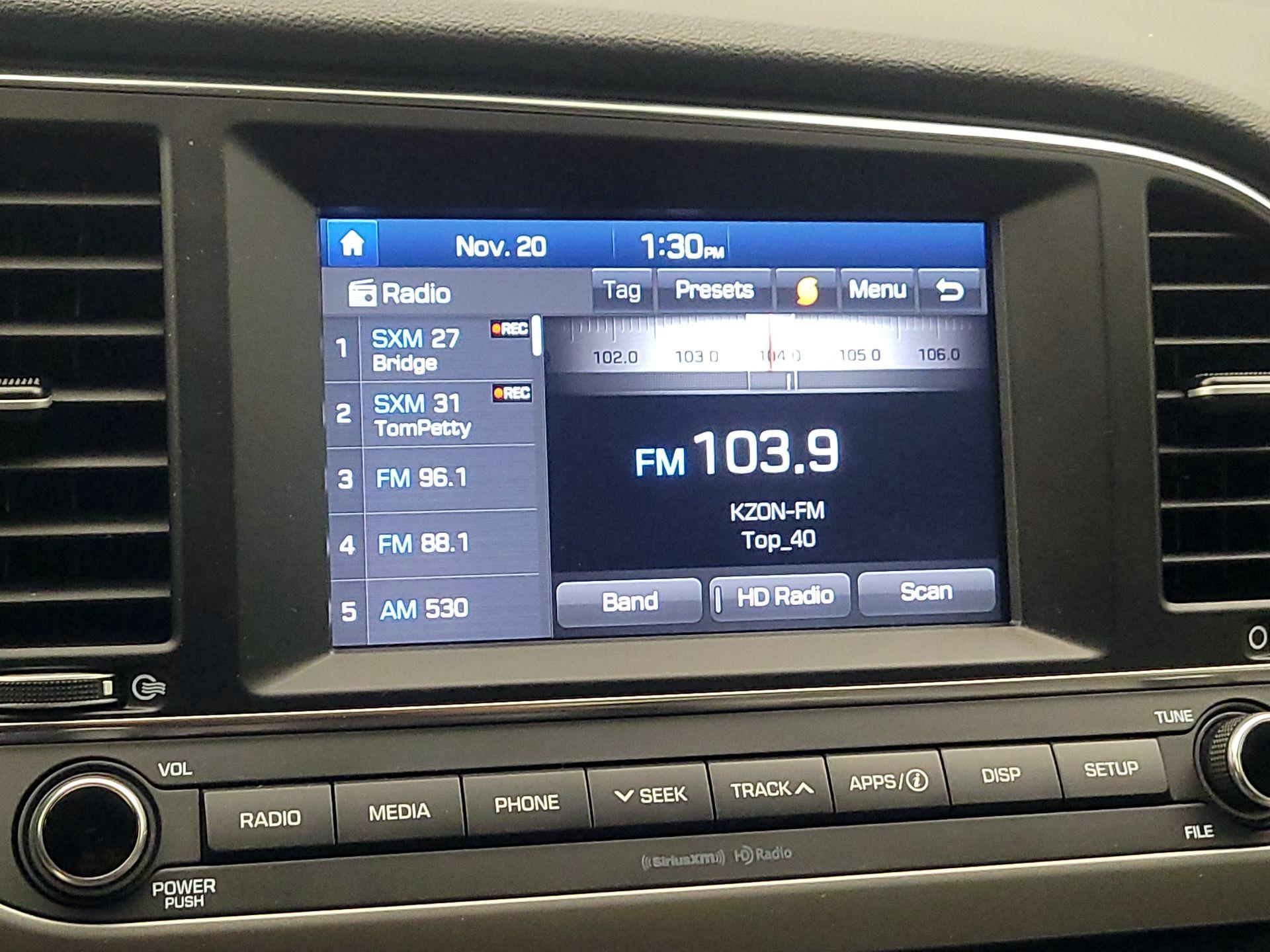 Thumbnail: 2018 Hyundai Elantra - 15