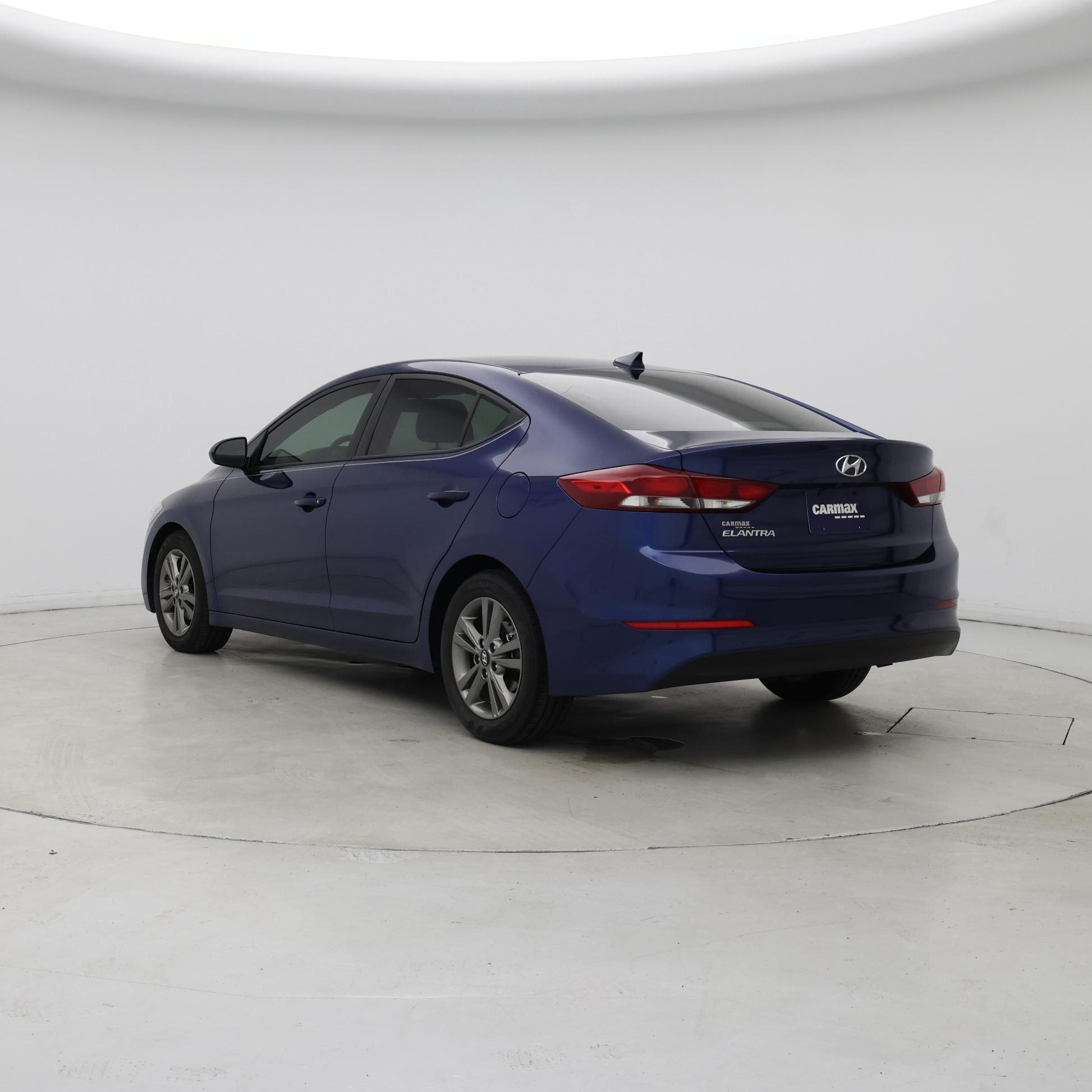 Thumbnail: 2018 Hyundai Elantra - 2