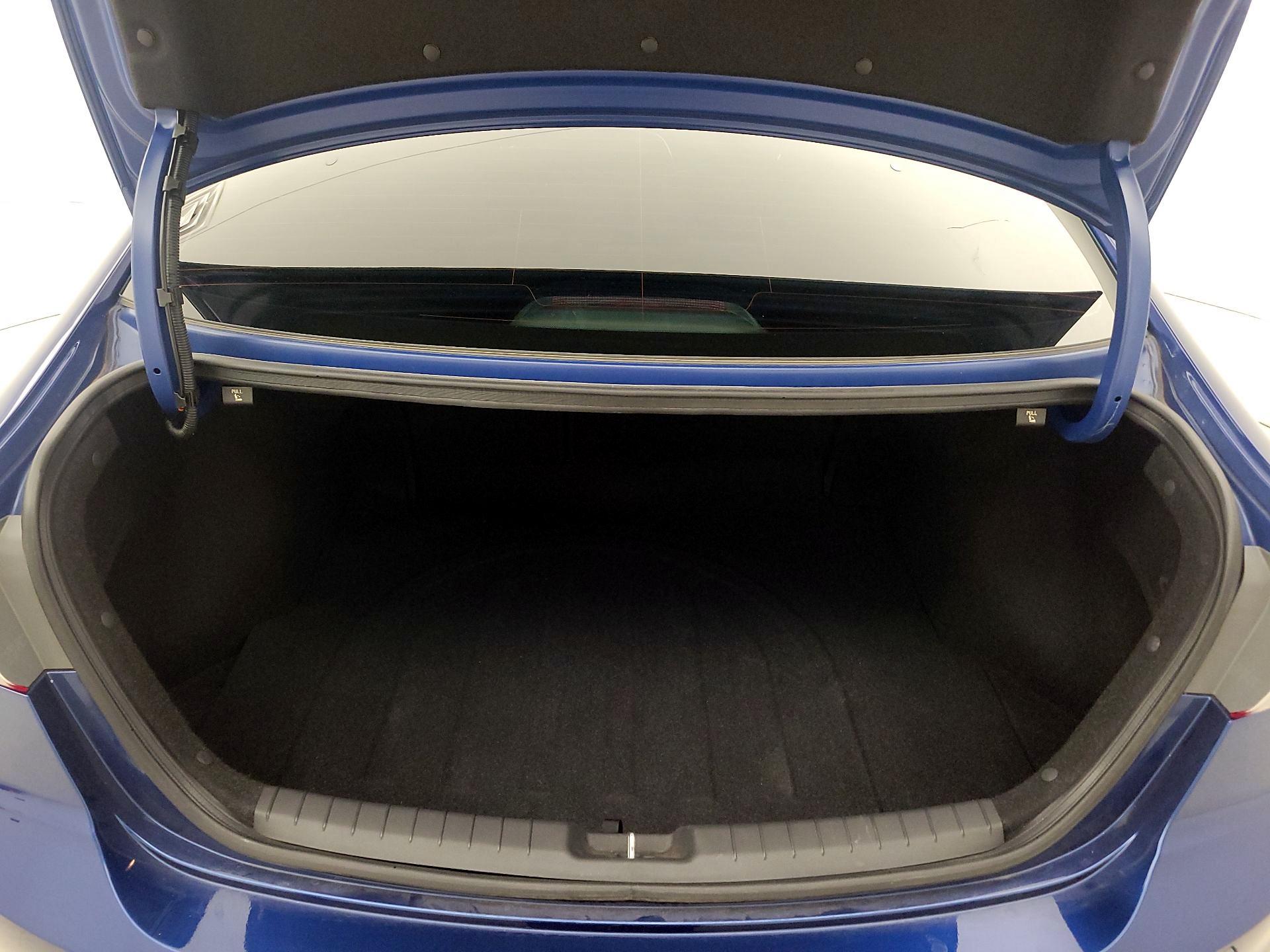 Thumbnail: 2018 Hyundai Elantra - 20