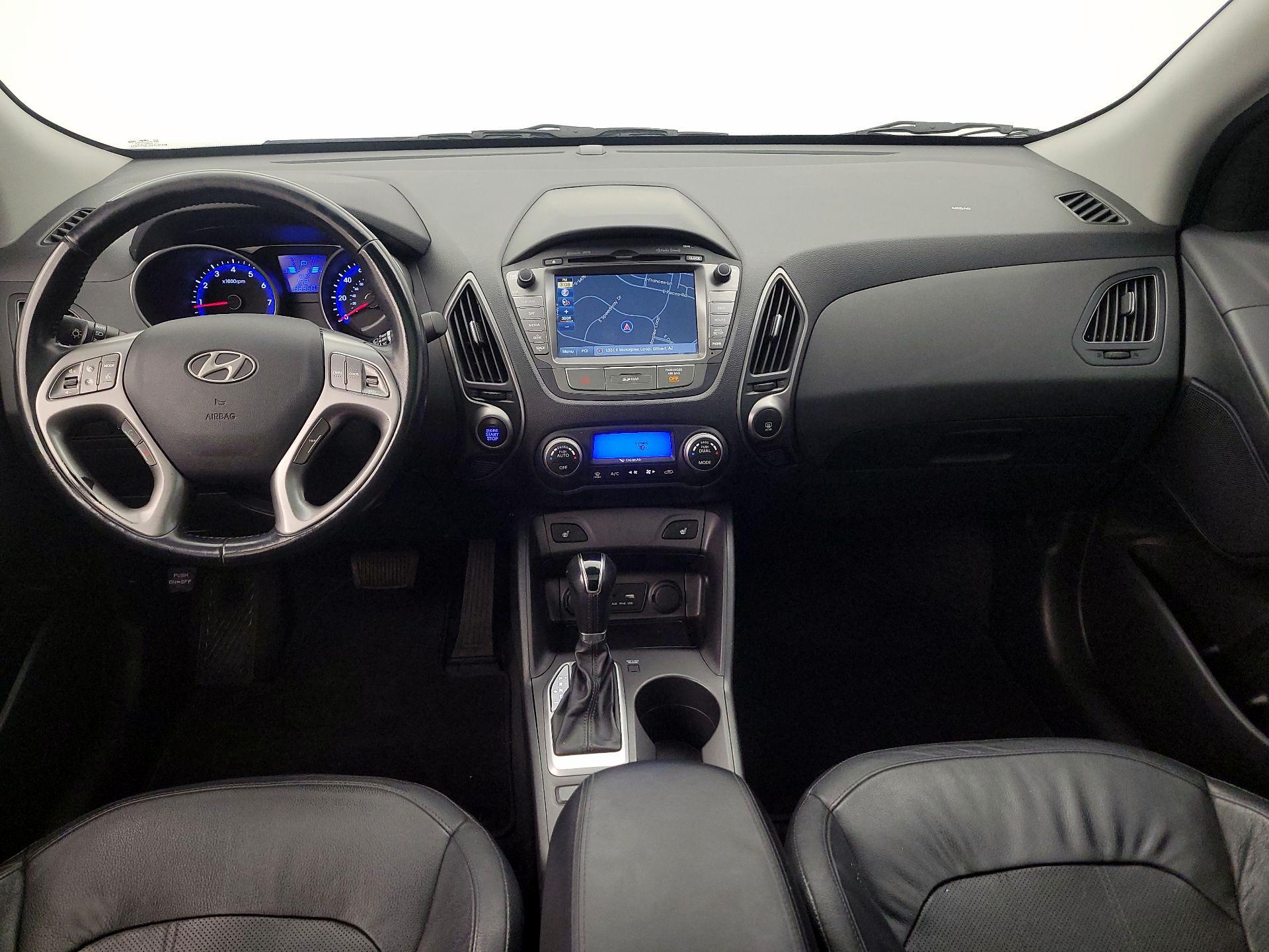 Thumbnail: 2015 Hyundai Tucson - 9