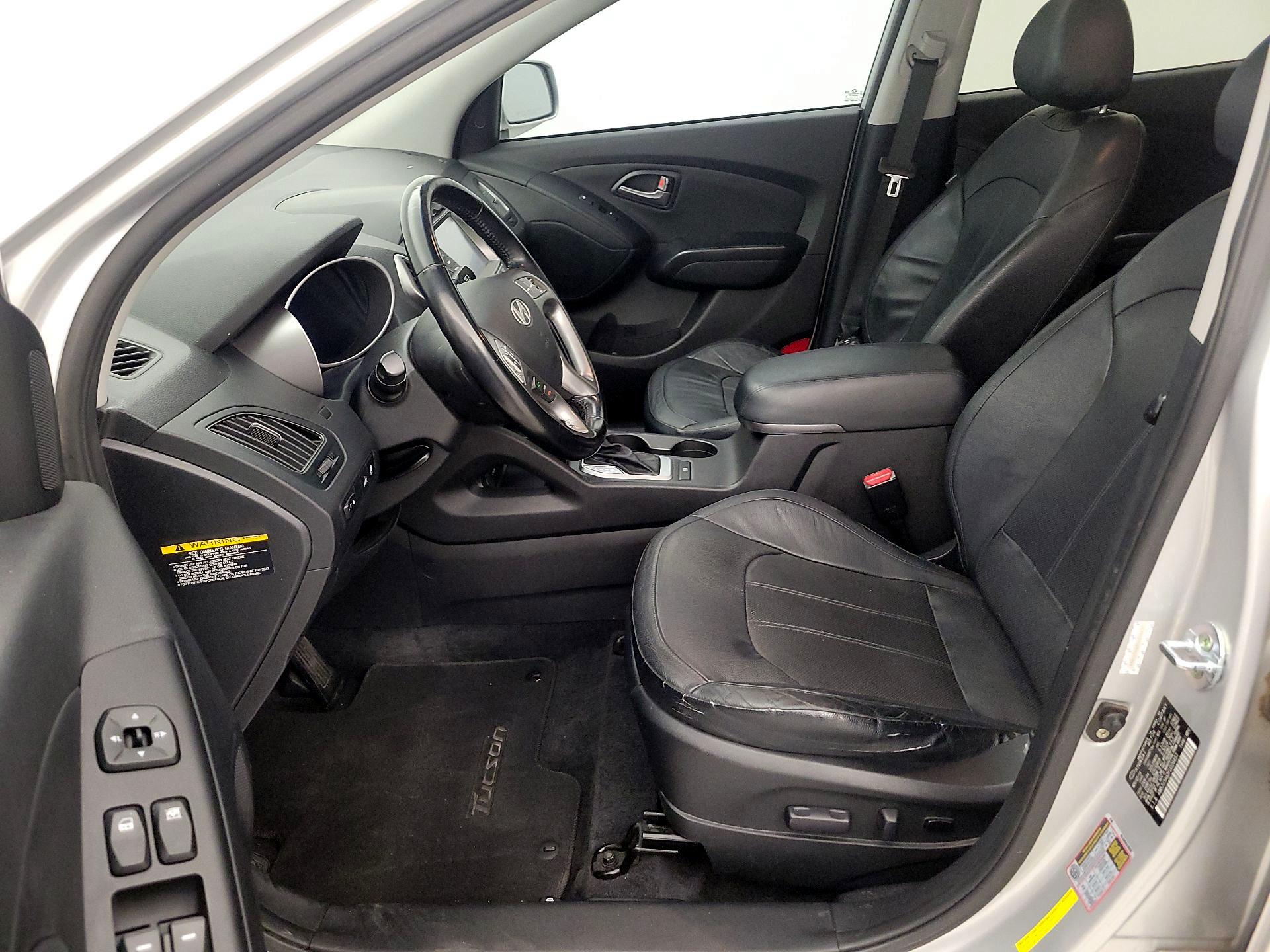 Thumbnail: 2015 Hyundai Tucson - 11