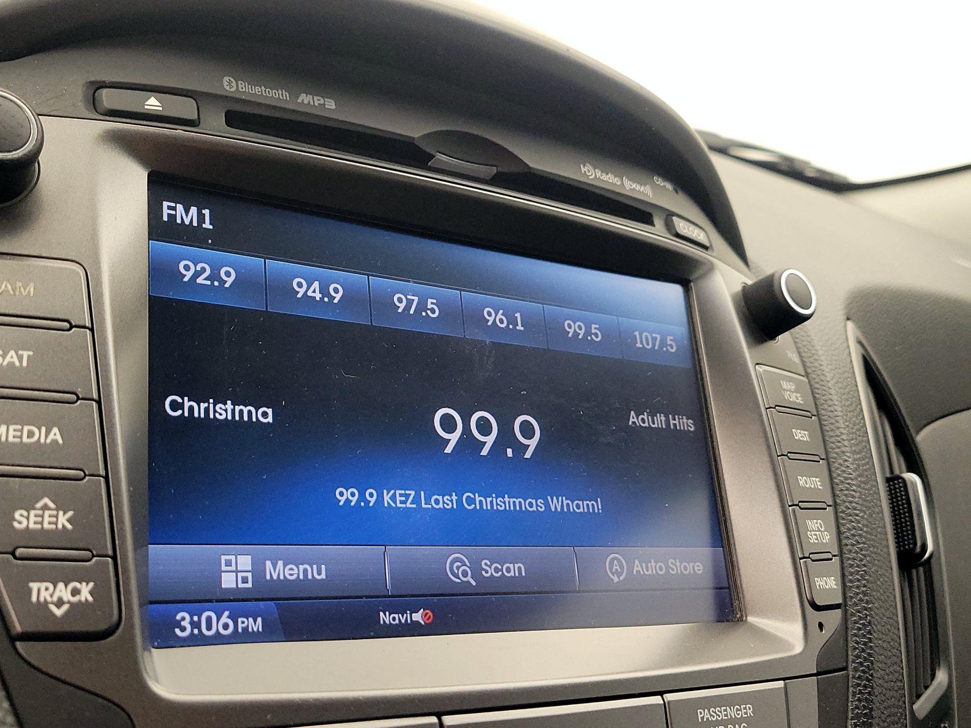 Thumbnail: 2015 Hyundai Tucson - 16