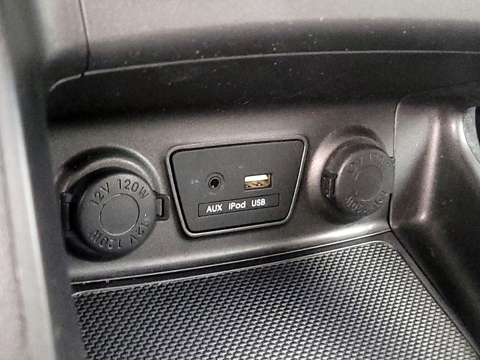 Thumbnail: 2015 Hyundai Tucson - 19