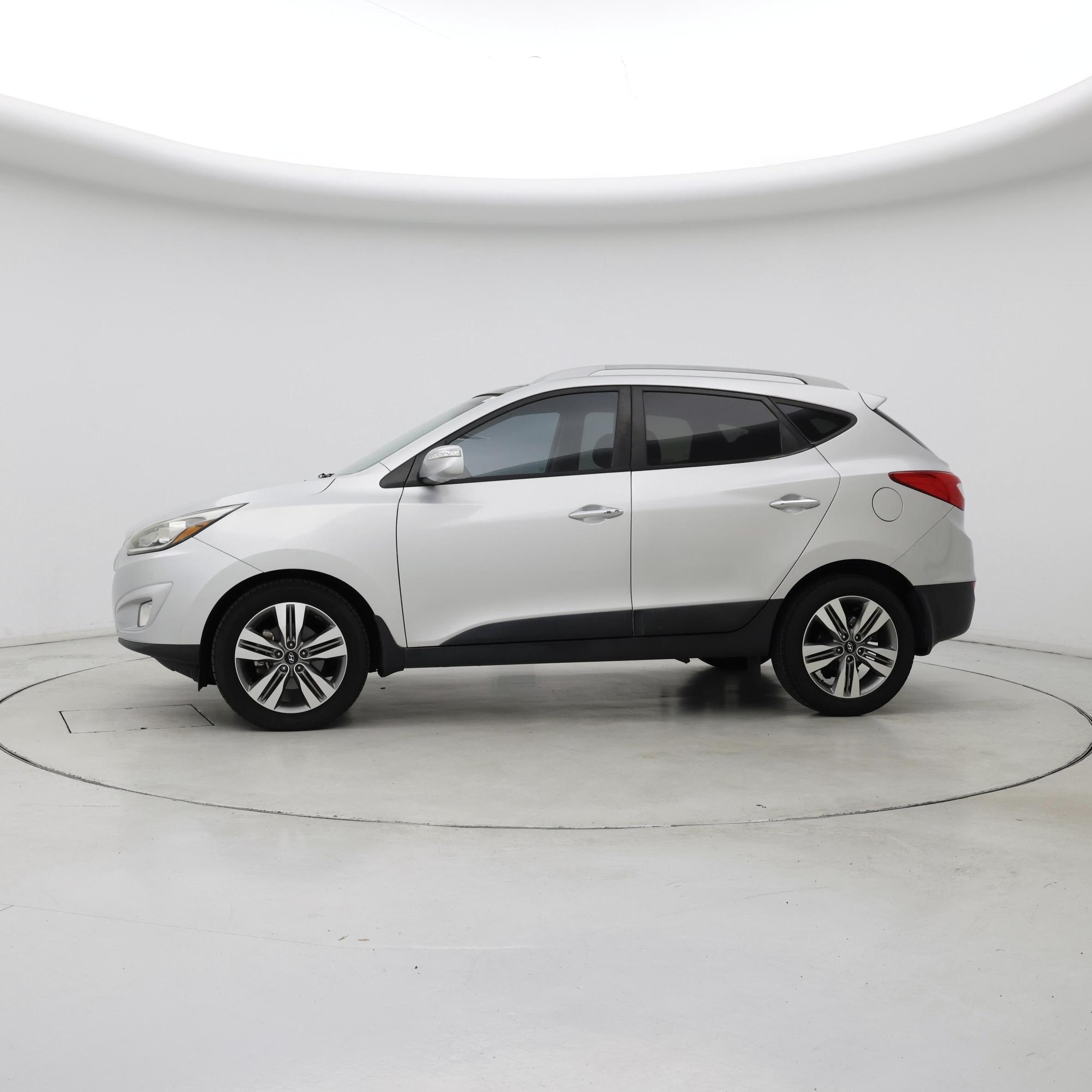 Thumbnail: 2015 Hyundai Tucson - 3