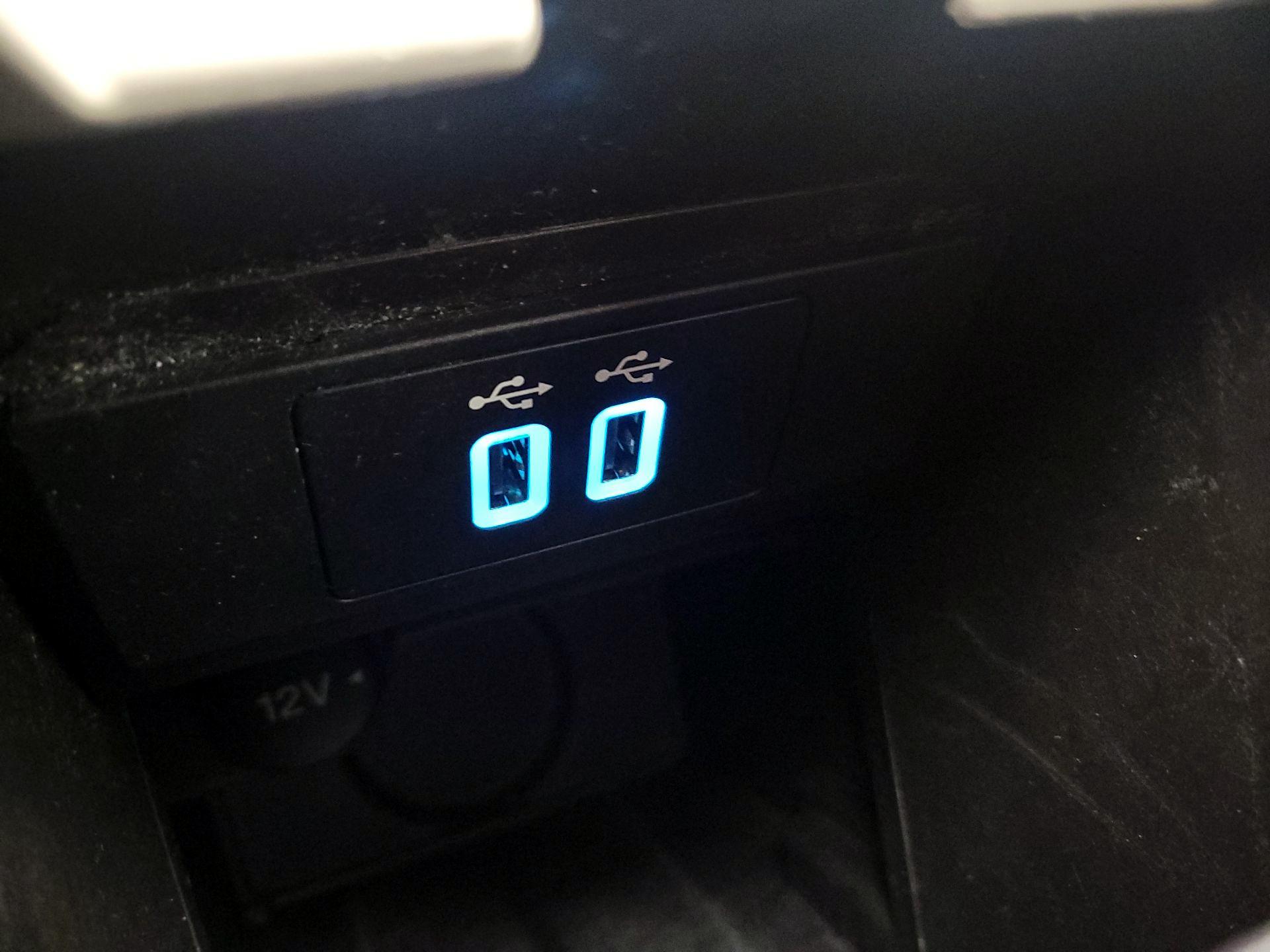 Thumbnail: 2016 Ford Escape - 18