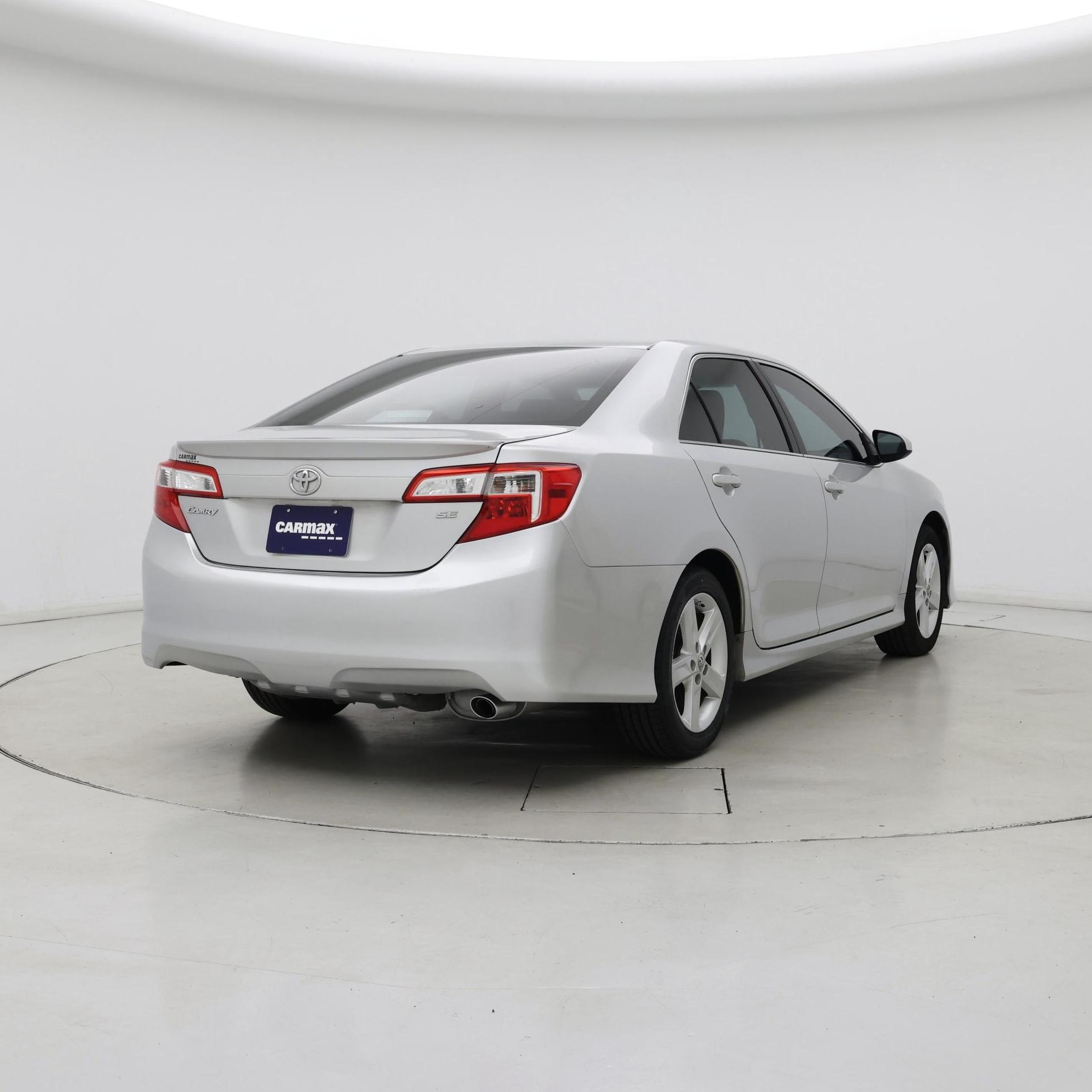 Thumbnail: 2014 Toyota Camry - 8