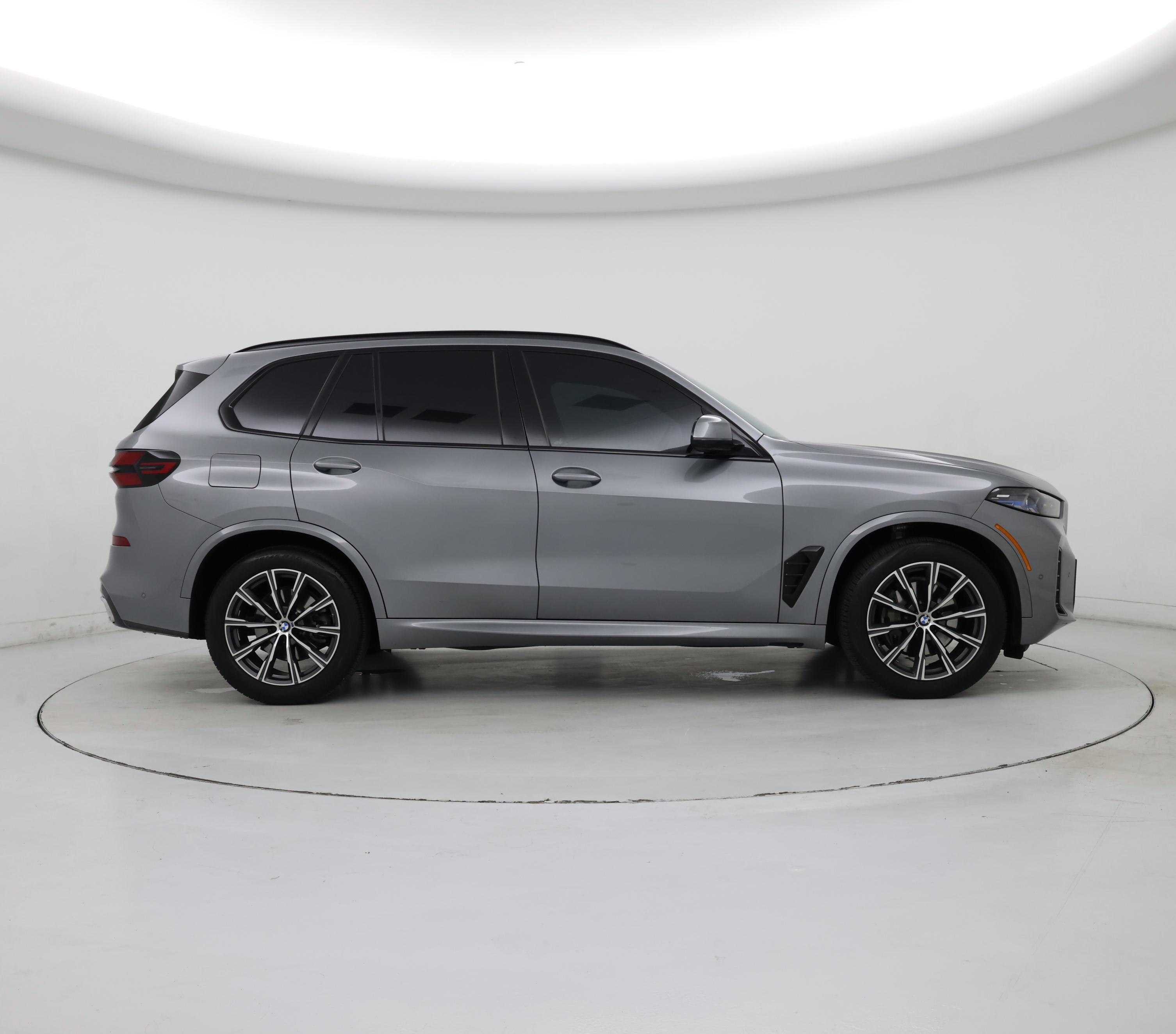 Thumbnail: 2024 BMW X5 - 7