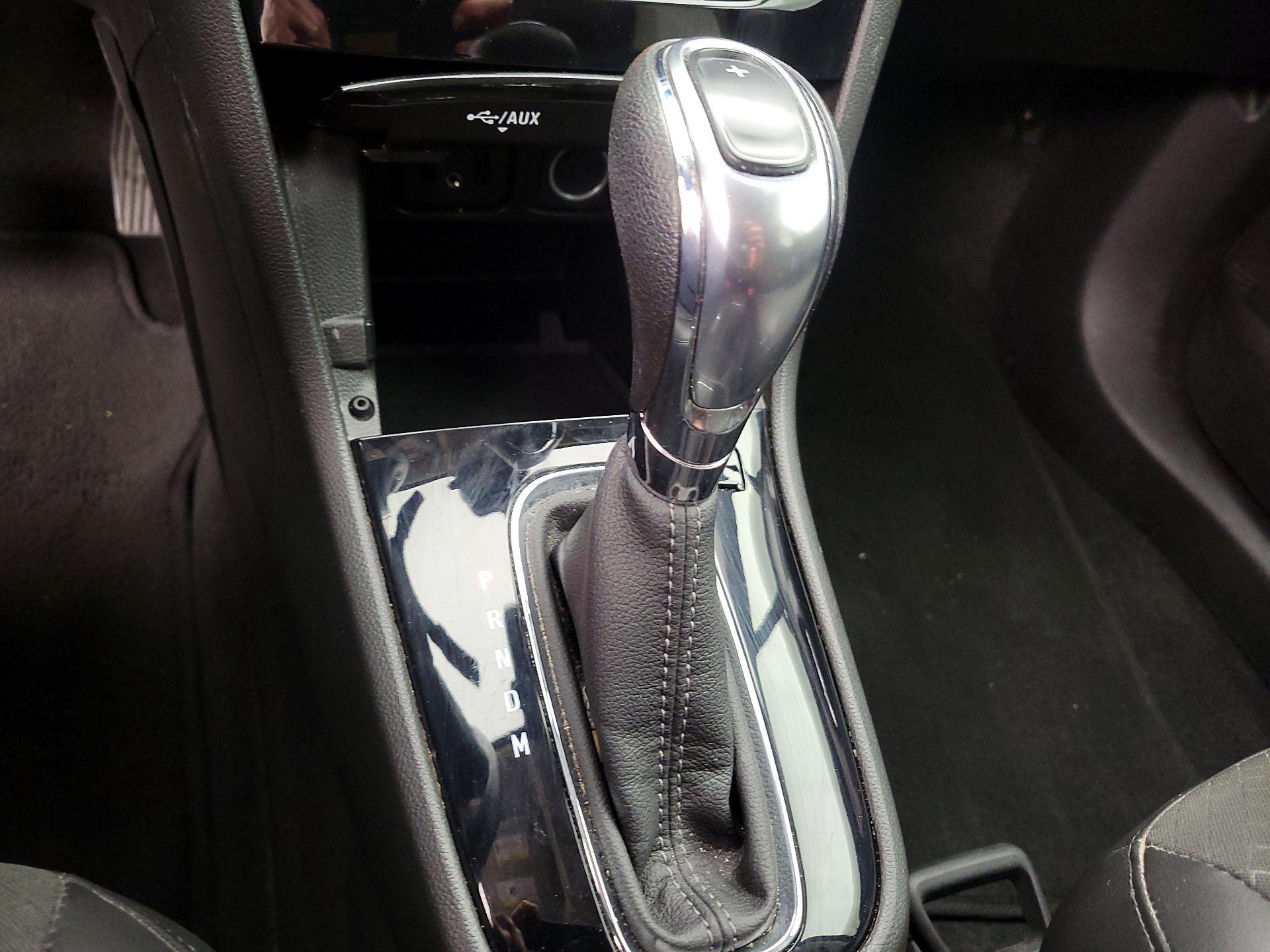 Thumbnail: 2019 Buick Encore - 17