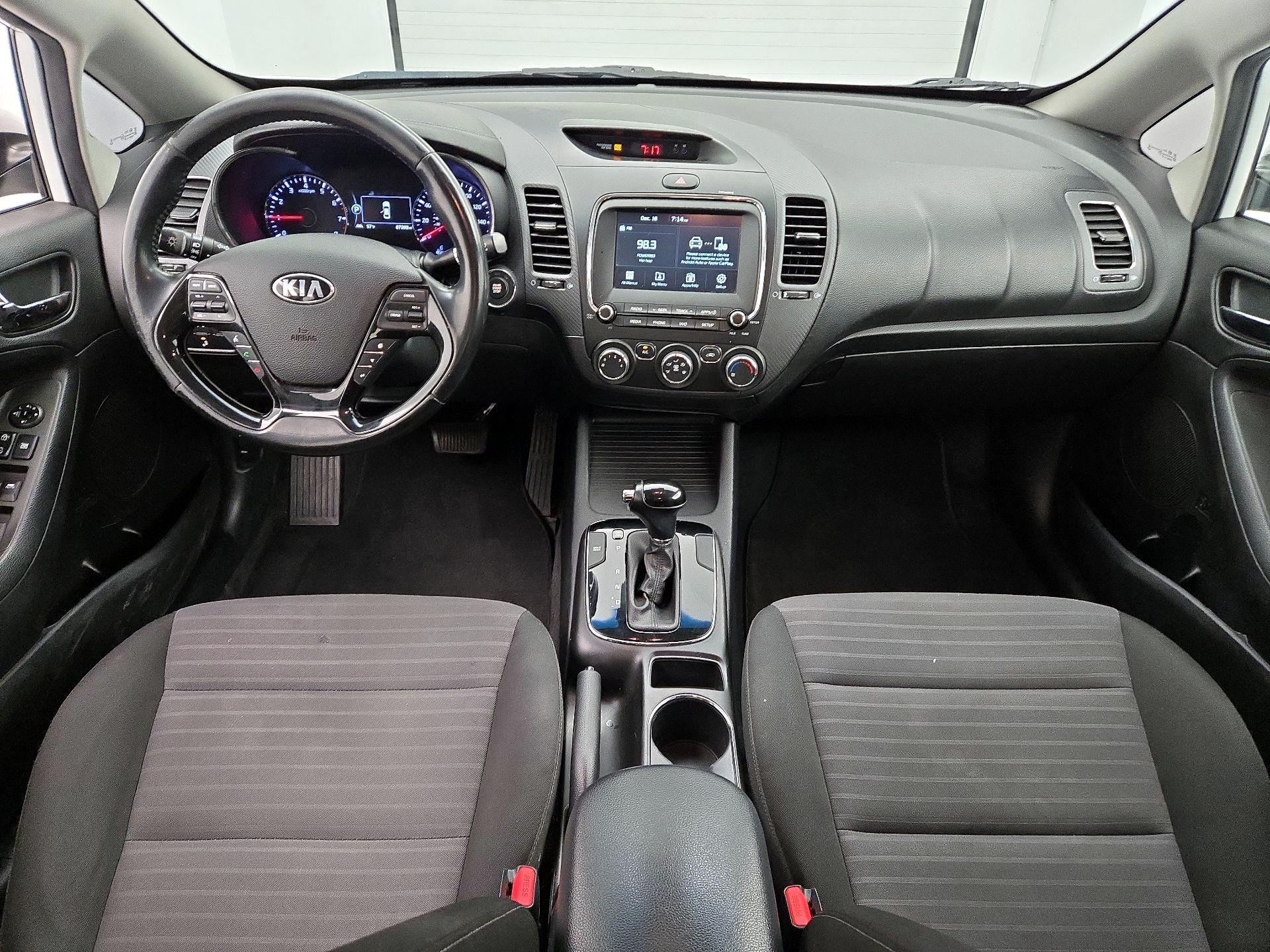 Thumbnail: 2018 Kia Forte - 9